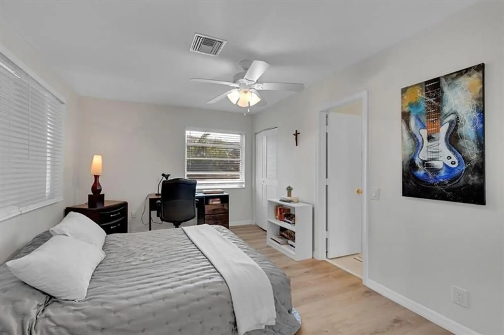 Property Slideshow image 22 of 32 | 1001 flame vine ave apt 201, Delray Beach, FL, 33445