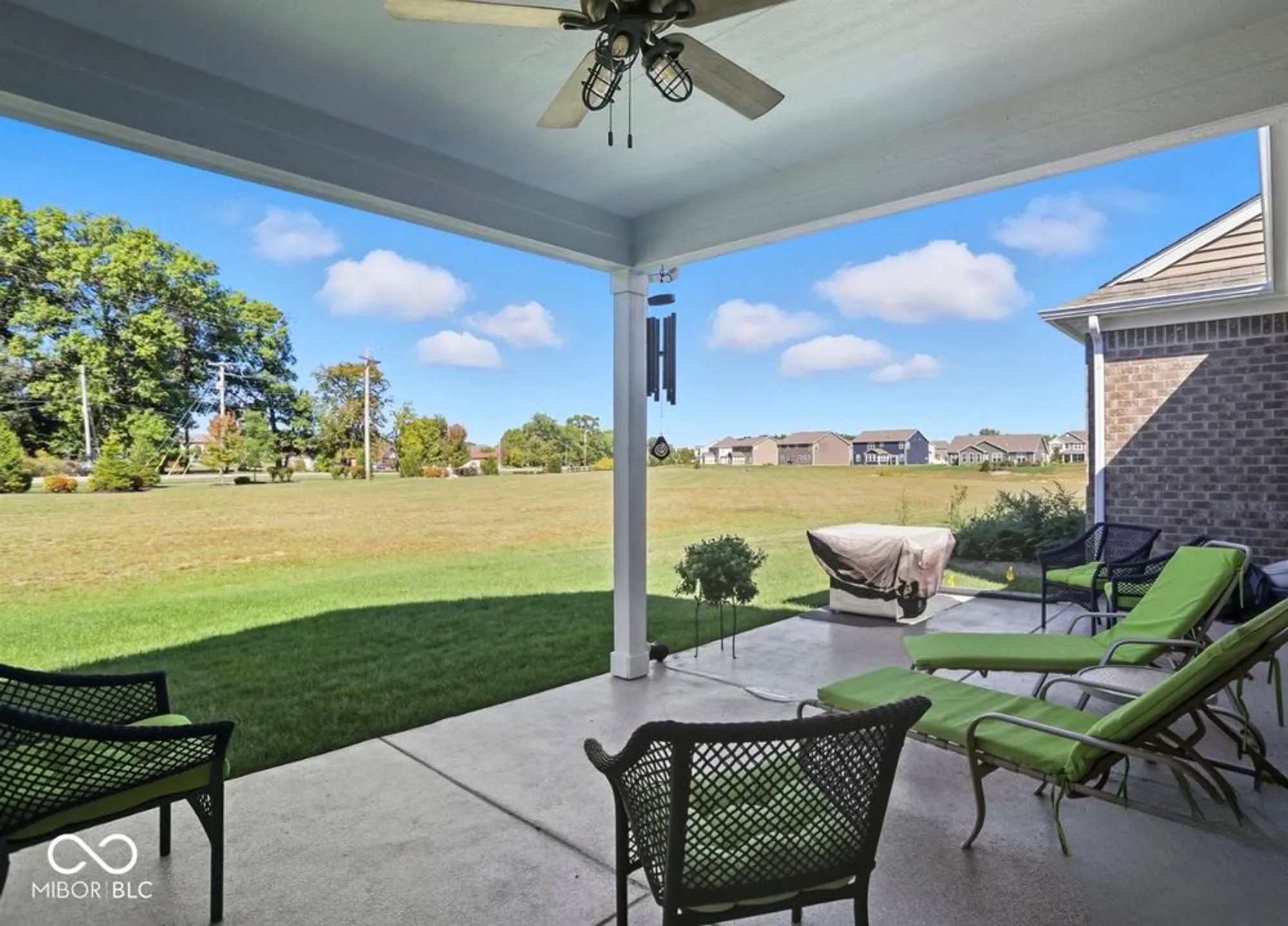 Property Slideshow image 5 of 29 | 1684 hedley way w, Avon, IN, 46123