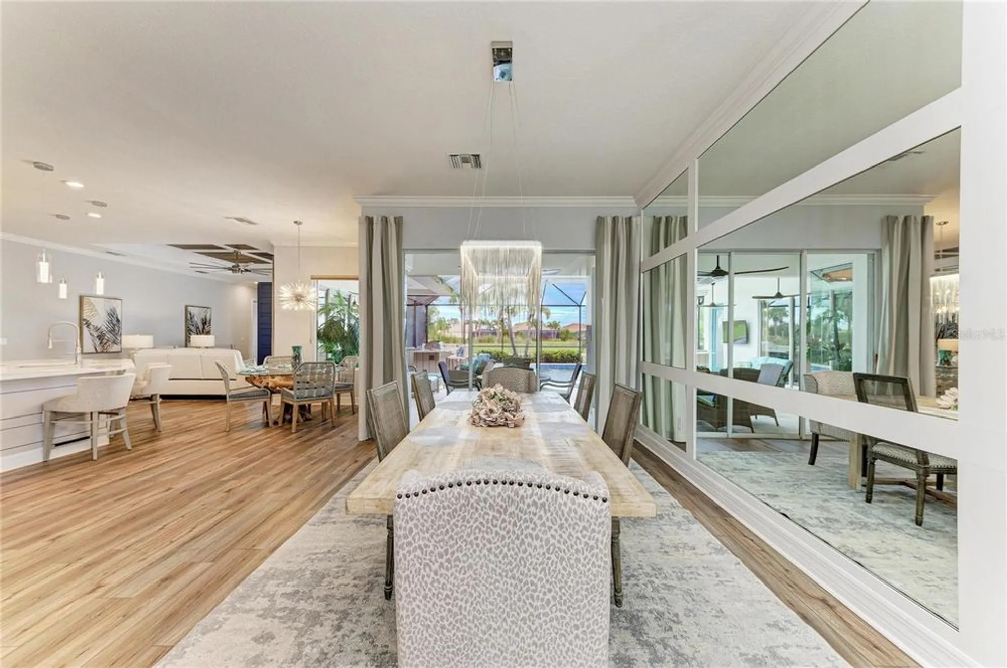 Property Slideshow image 14 of 93 | 8201 heritage grand pl, Bradenton, FL, 34212