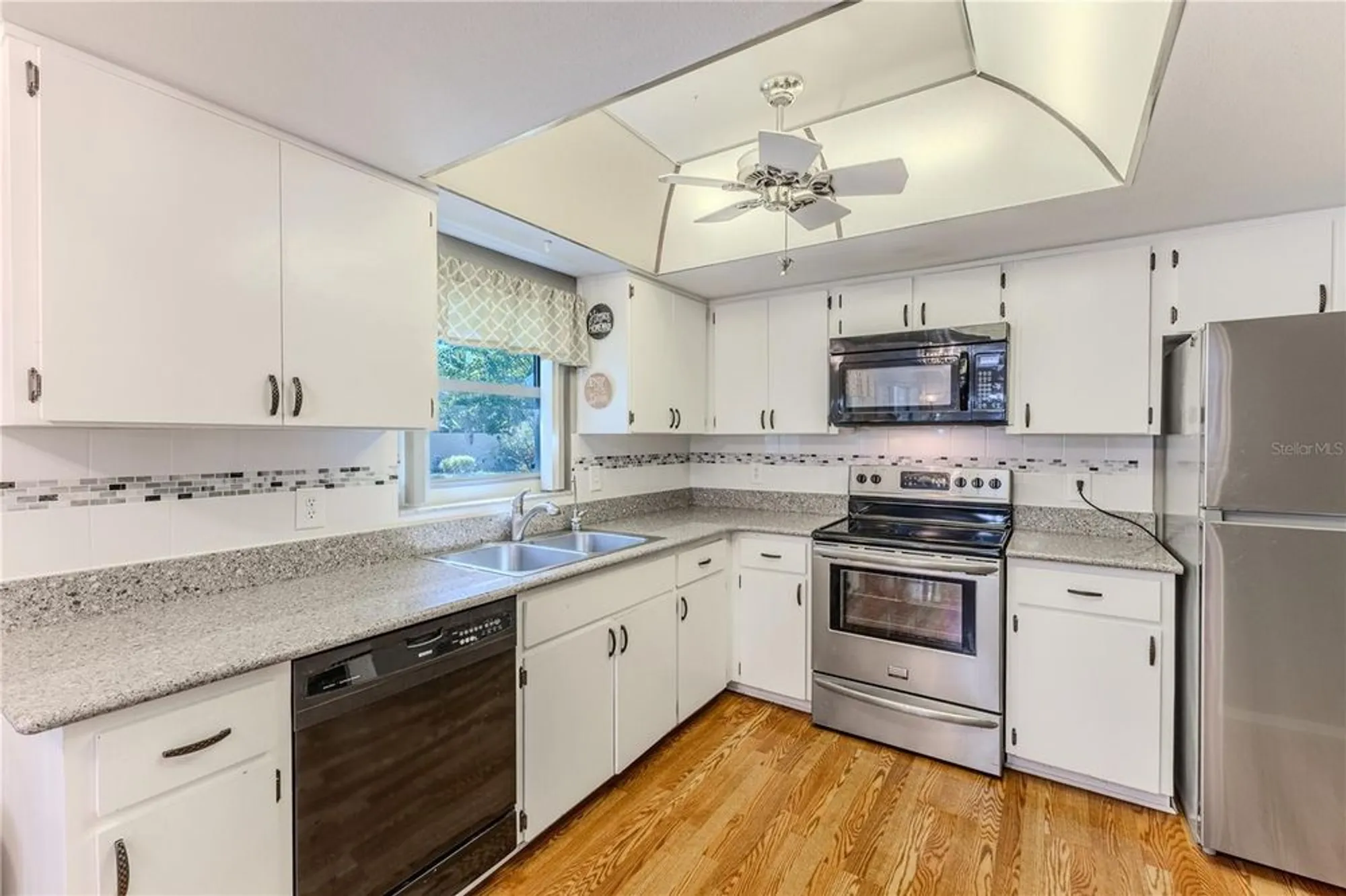 Property Slideshow image 15 of 50 | 6375 ocean pines ln, Spring Hill, FL, 34606