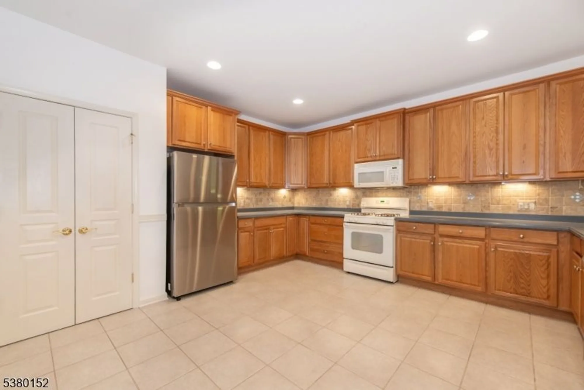 Property Slideshow image 13 of 41 | 1102 conrad way, Somerset, NJ, 08873