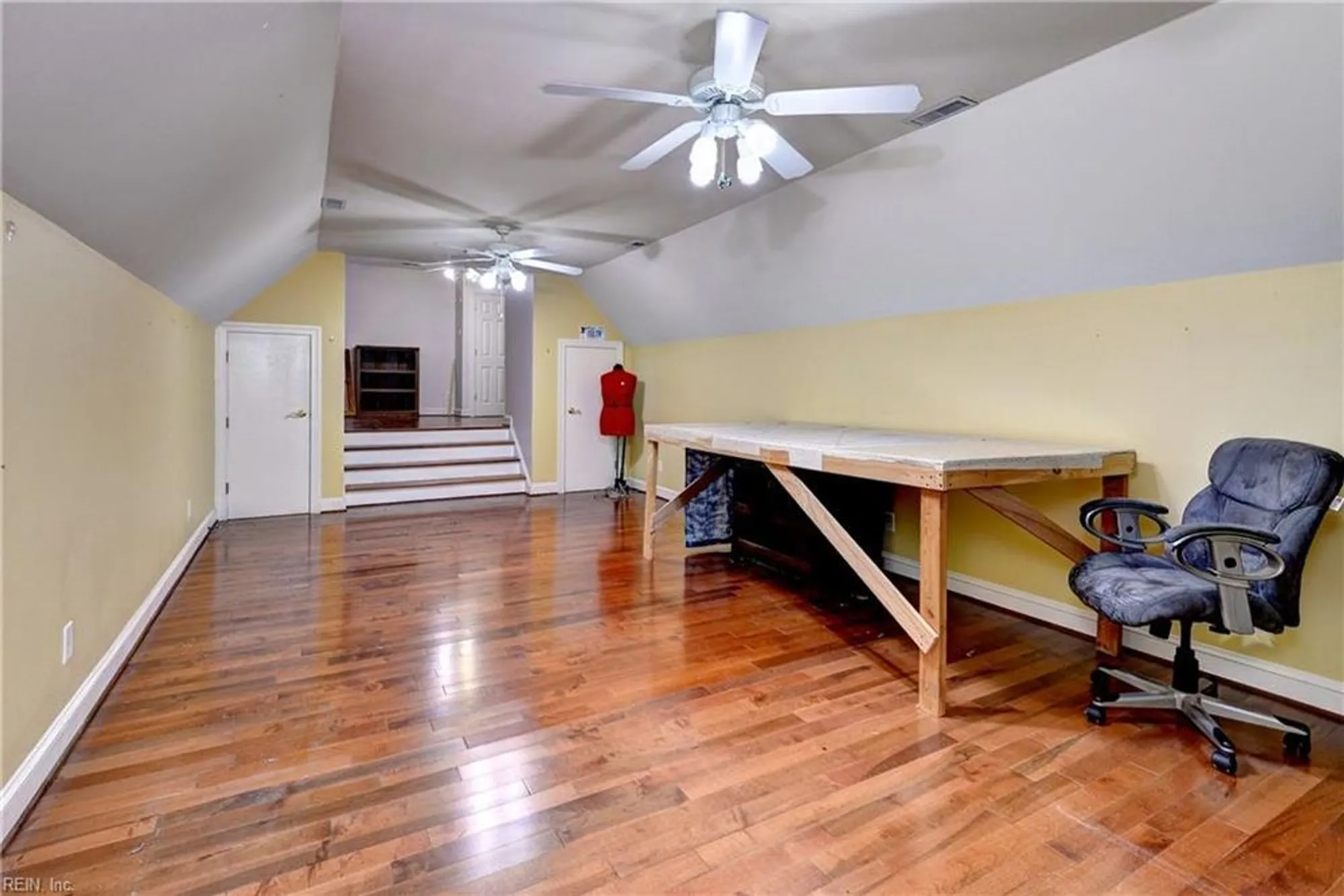 Property Slideshow image 32 of 47 | 108 aberdeen, Williamsburg, VA, 23188