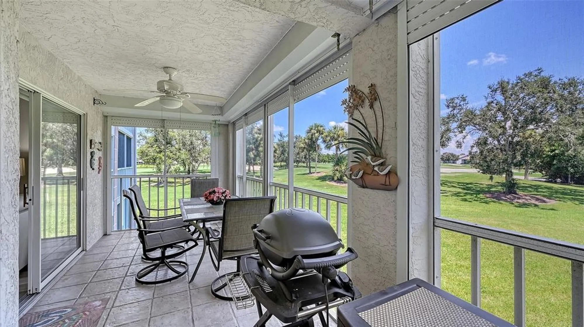 Property Slideshow image 12 of 46 | 6505 stone river rd 209, Bradenton, FL, 34203