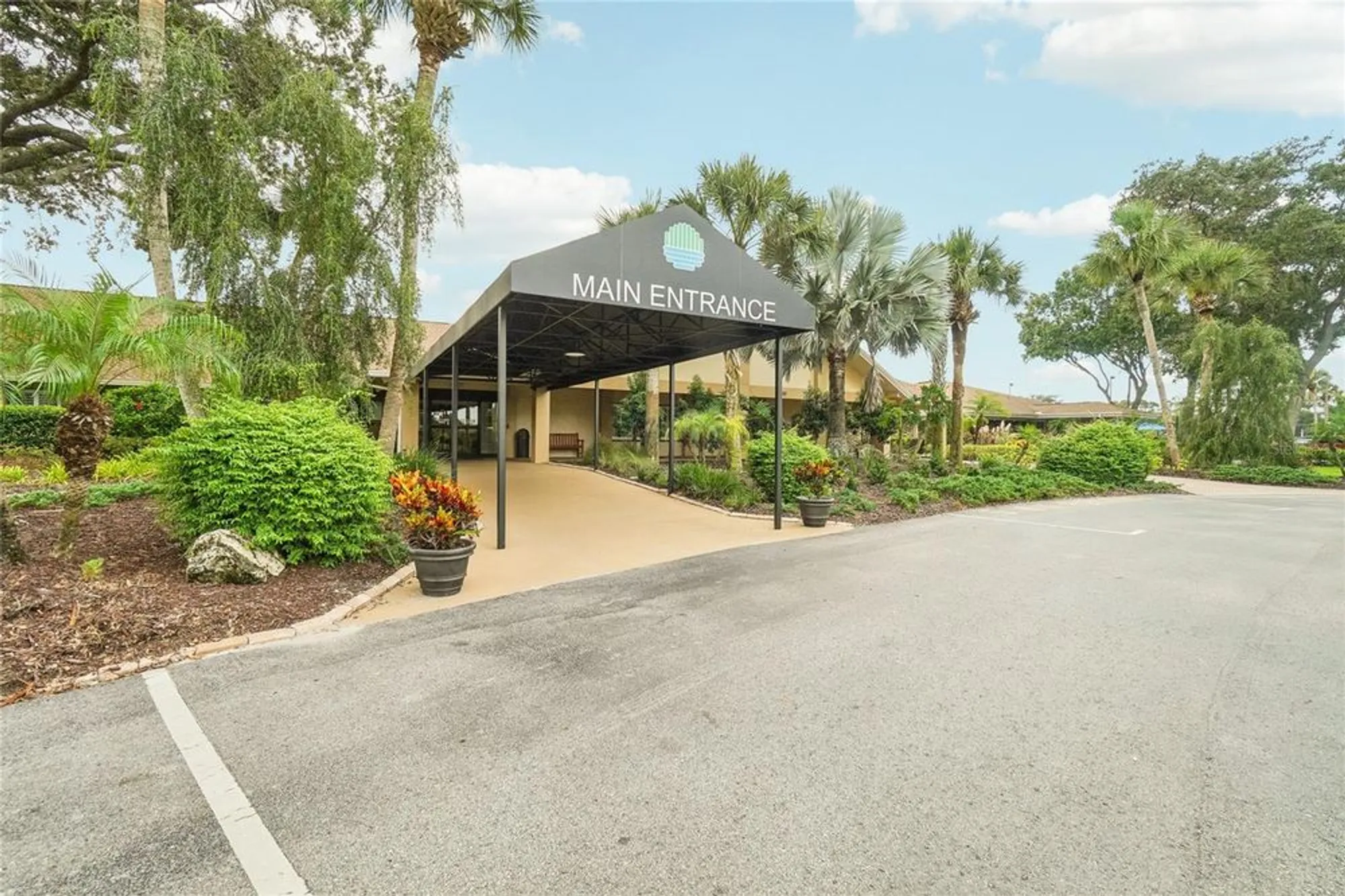 Property Slideshow image 57 of 91 | 1065 tartan dr c, Palm Harbor, FL, 34684