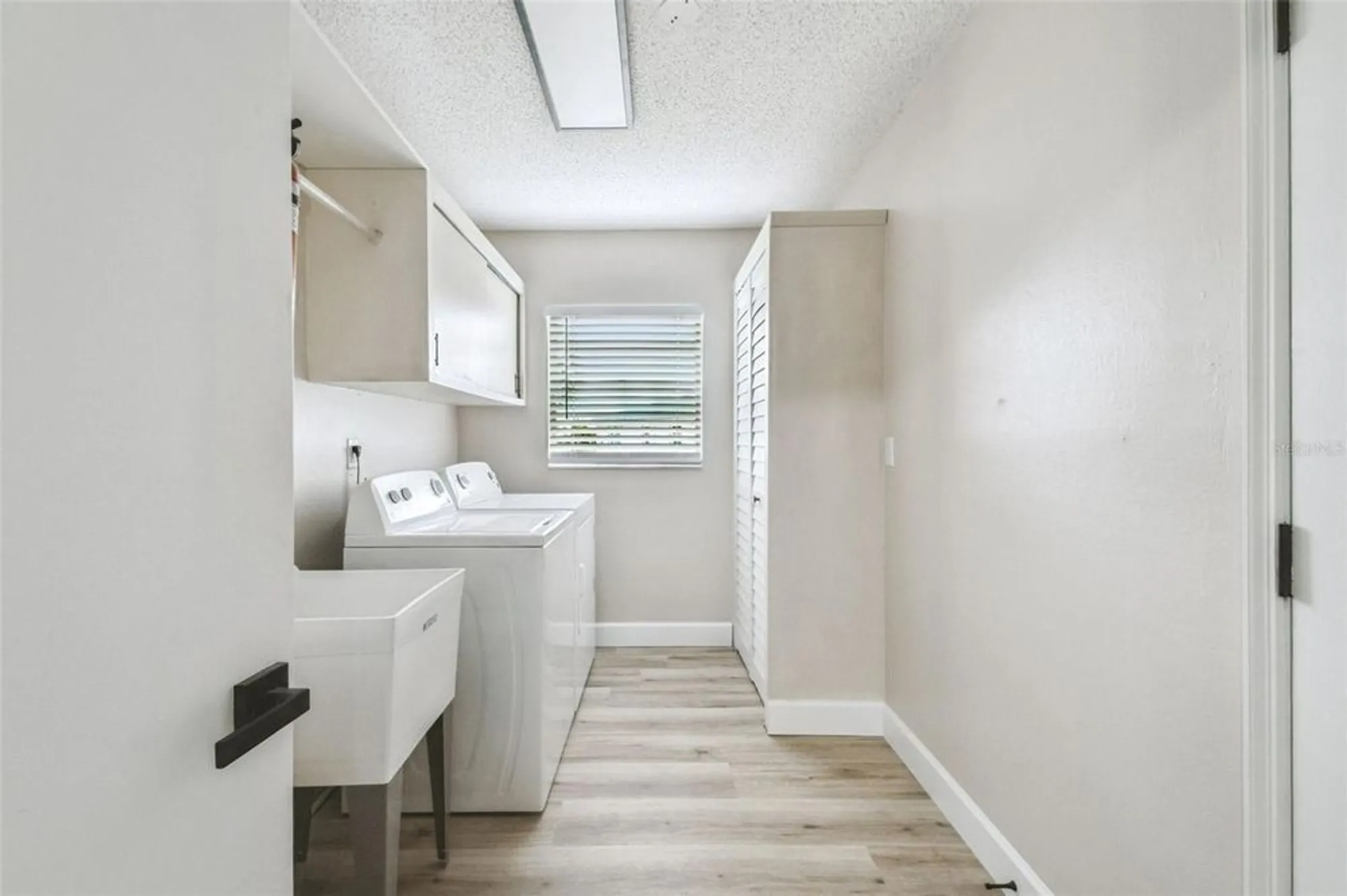 Property Slideshow image 25 of 36 | 1805 butterfly pl, Sun City Center, FL, 33573