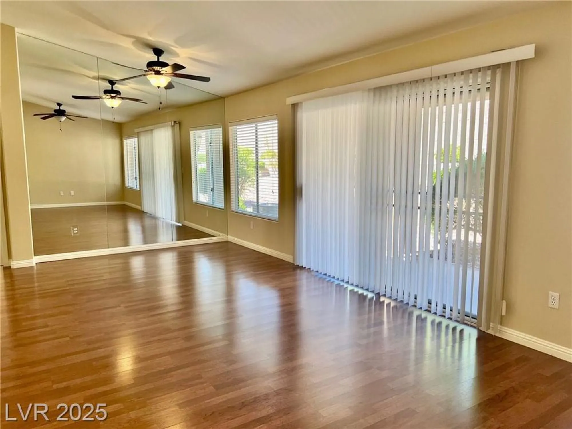 Property Slideshow image 3 of 17 | 2609 sierra sage st, Las Vegas, NV, 89134