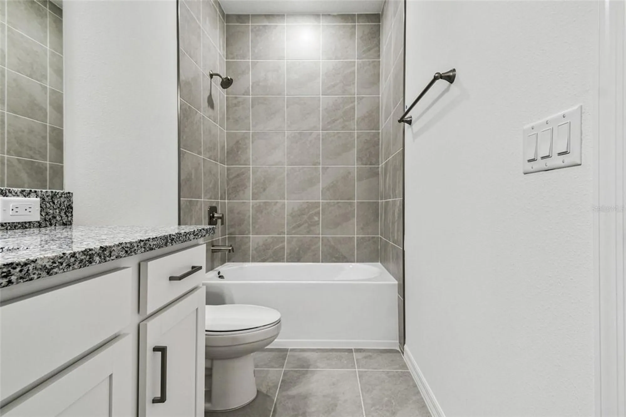 Property Slideshow image 19 of 43 | 18080 cherished loop, Lakewood Ranch, FL, 34211