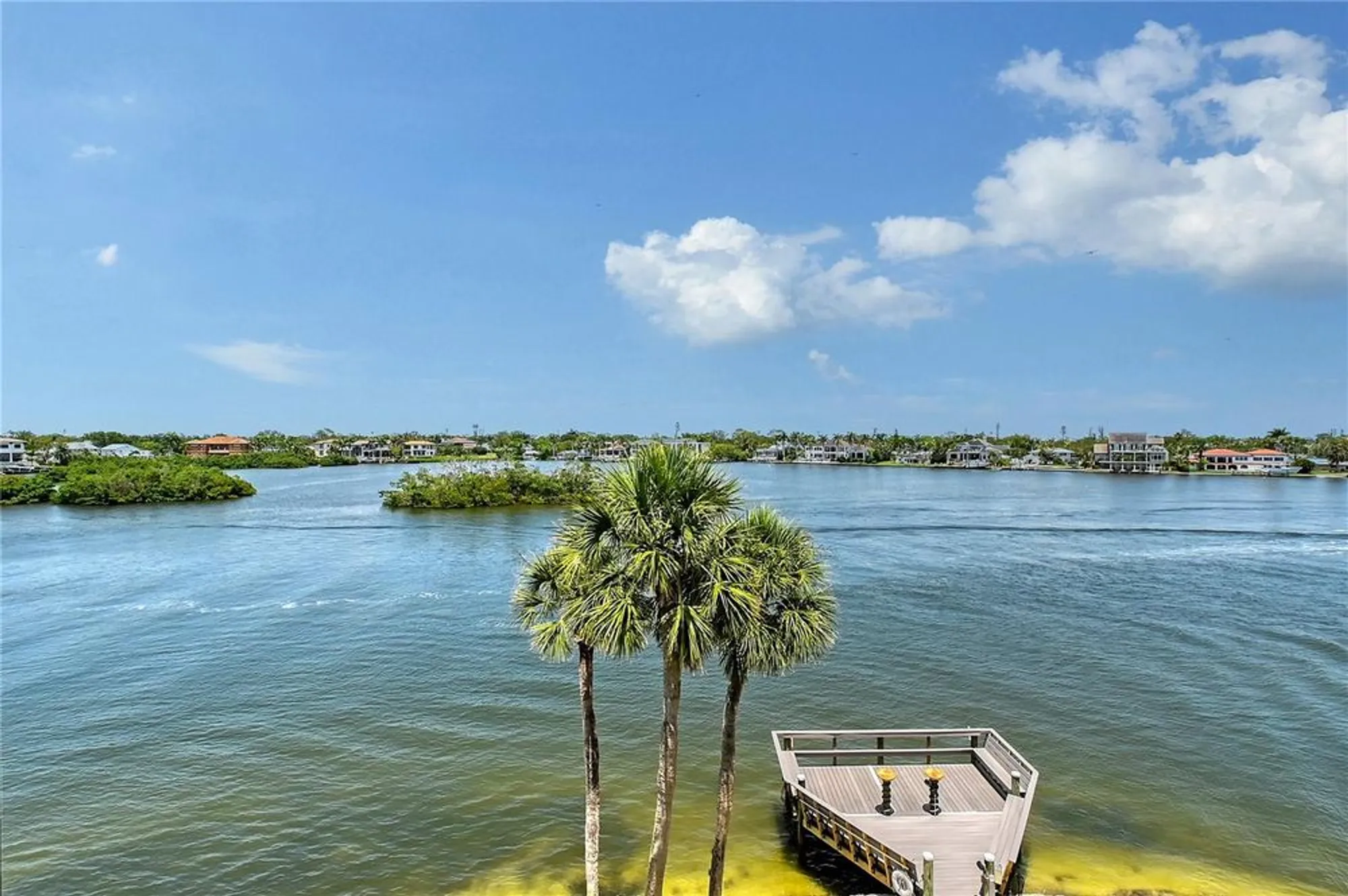 Property Slideshow image 26 of 37 | 1350 n portofino dr apt 402, Sarasota, FL, 34242