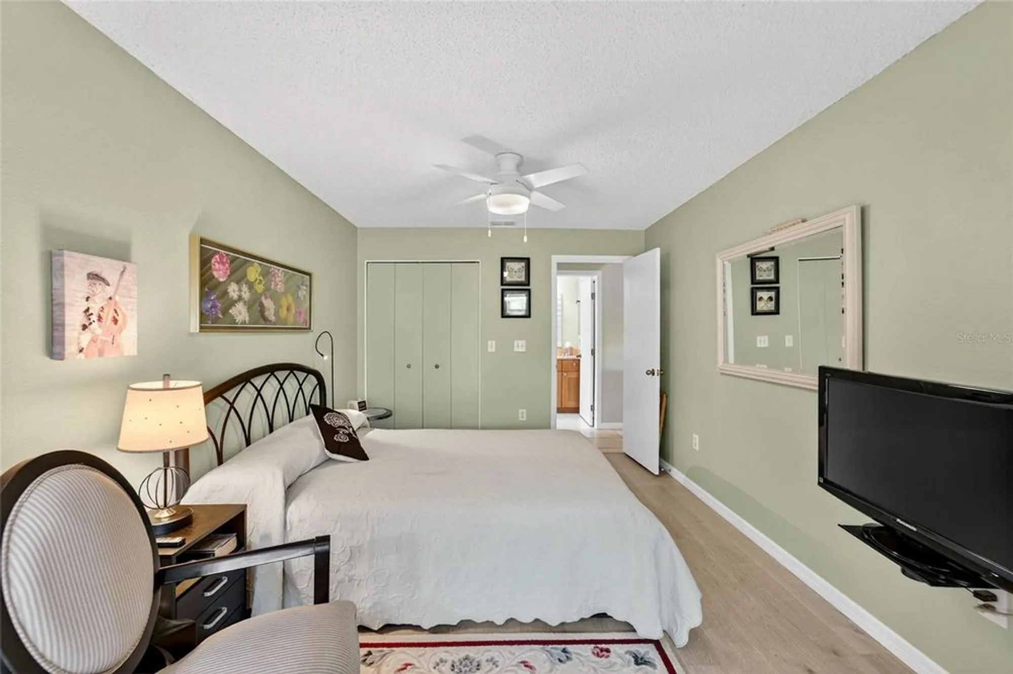 Property Slideshow image 36 of 73 | 326 caloosa palms ct, Sun City Center, FL, 33573