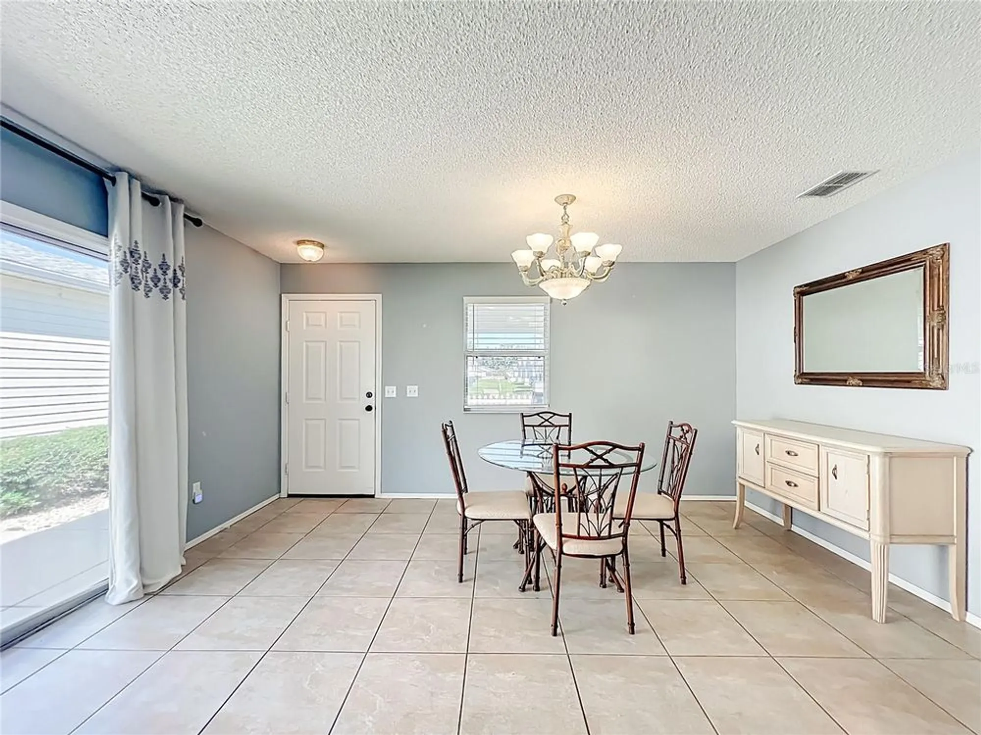 Property Slideshow image 13 of 42 | 2140 estevez dr, The Villages, FL, 32159