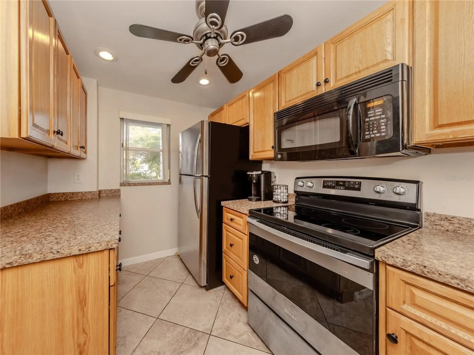 Property Slideshow image 13 of 68 | 437 cerromar ln unit 312, Venice, FL, 34293