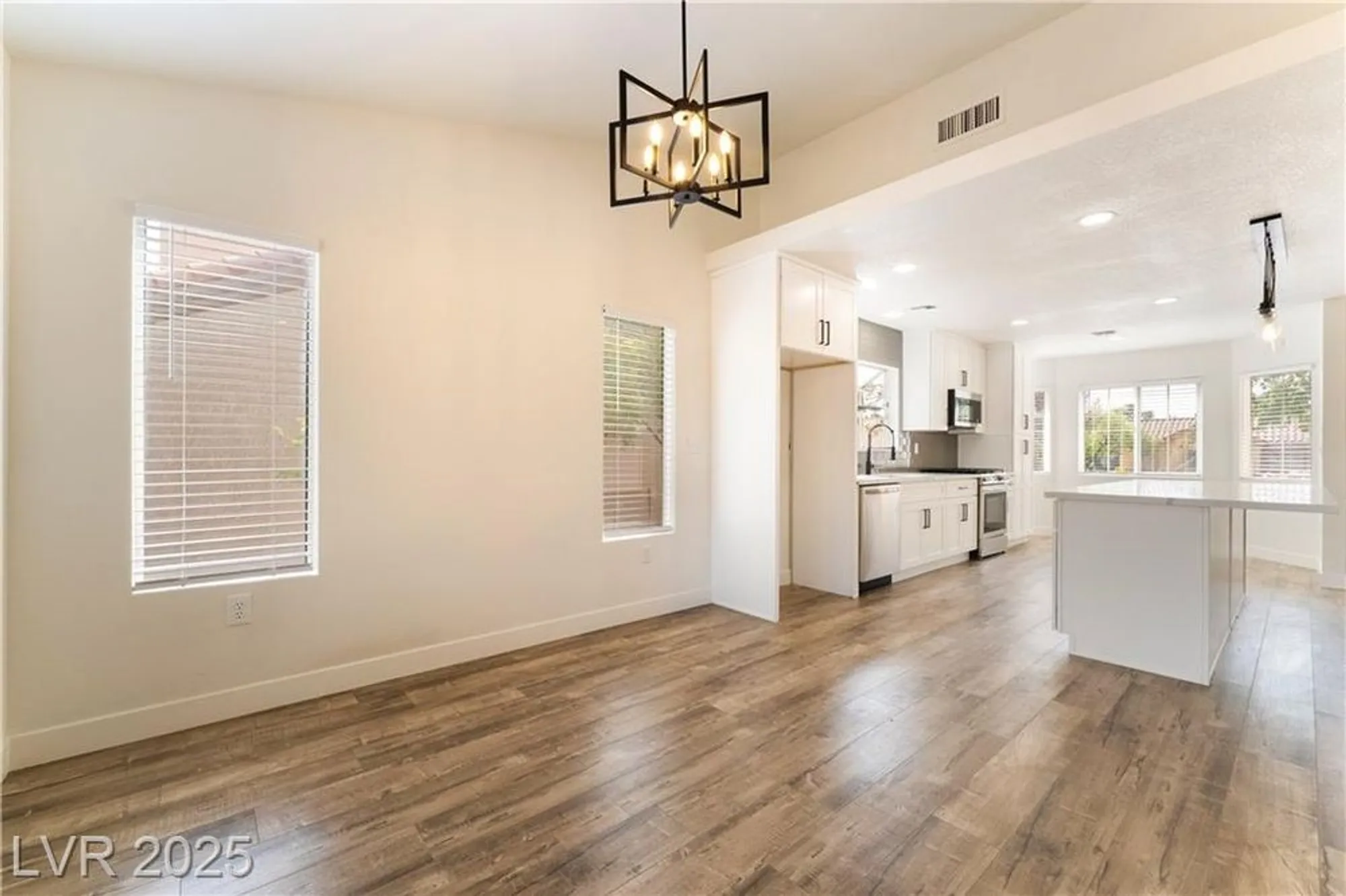 Property Slideshow image 11 of 36 | 2505 showcase dr, Las Vegas, NV, 89134