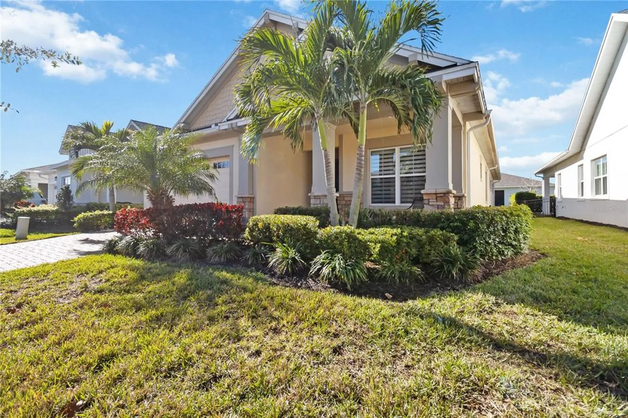 Property Slideshow image 3 of 58 | 5014 e fountainwood dr, Saint Cloud, FL, 34772