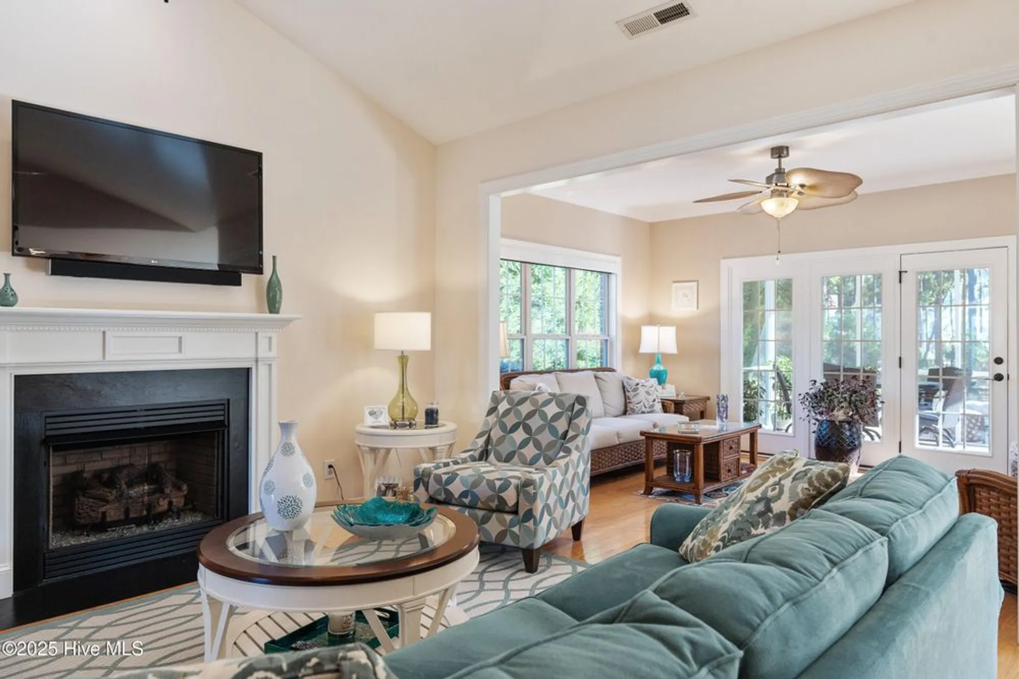 Property Slideshow image 12 of 42 | 2702 shady pine cir, Southport, NC, 28461