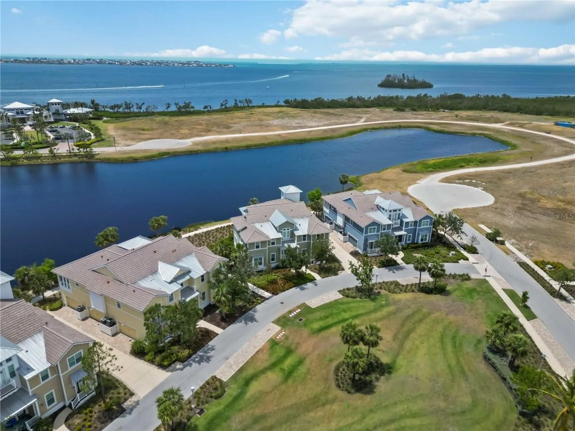 Property Slideshow image 36 of 88 | 230 sapphire lake dr unit 201, Bradenton, FL, 34209