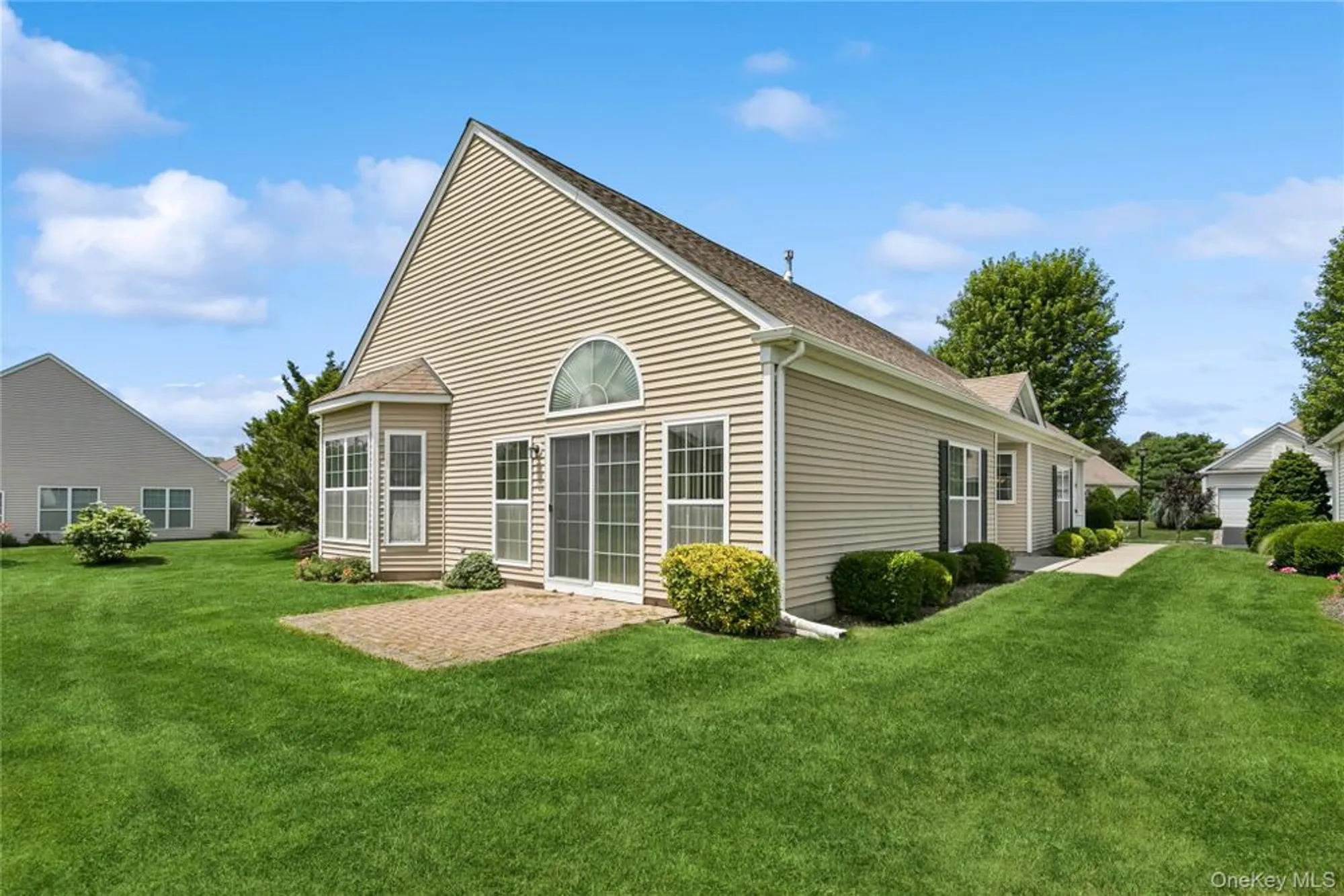 Property Slideshow image 31 of 40 | 109 louden loop, Mount Sinai, NY, 11766