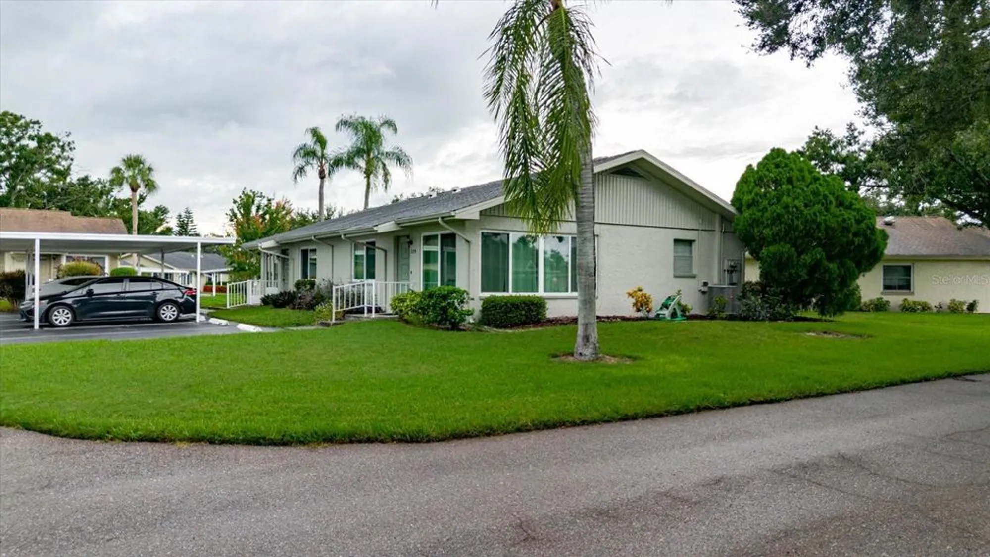 Property Slideshow image 46 of 63 | 2209 grenadier dr, Sun City Center, FL, 33573