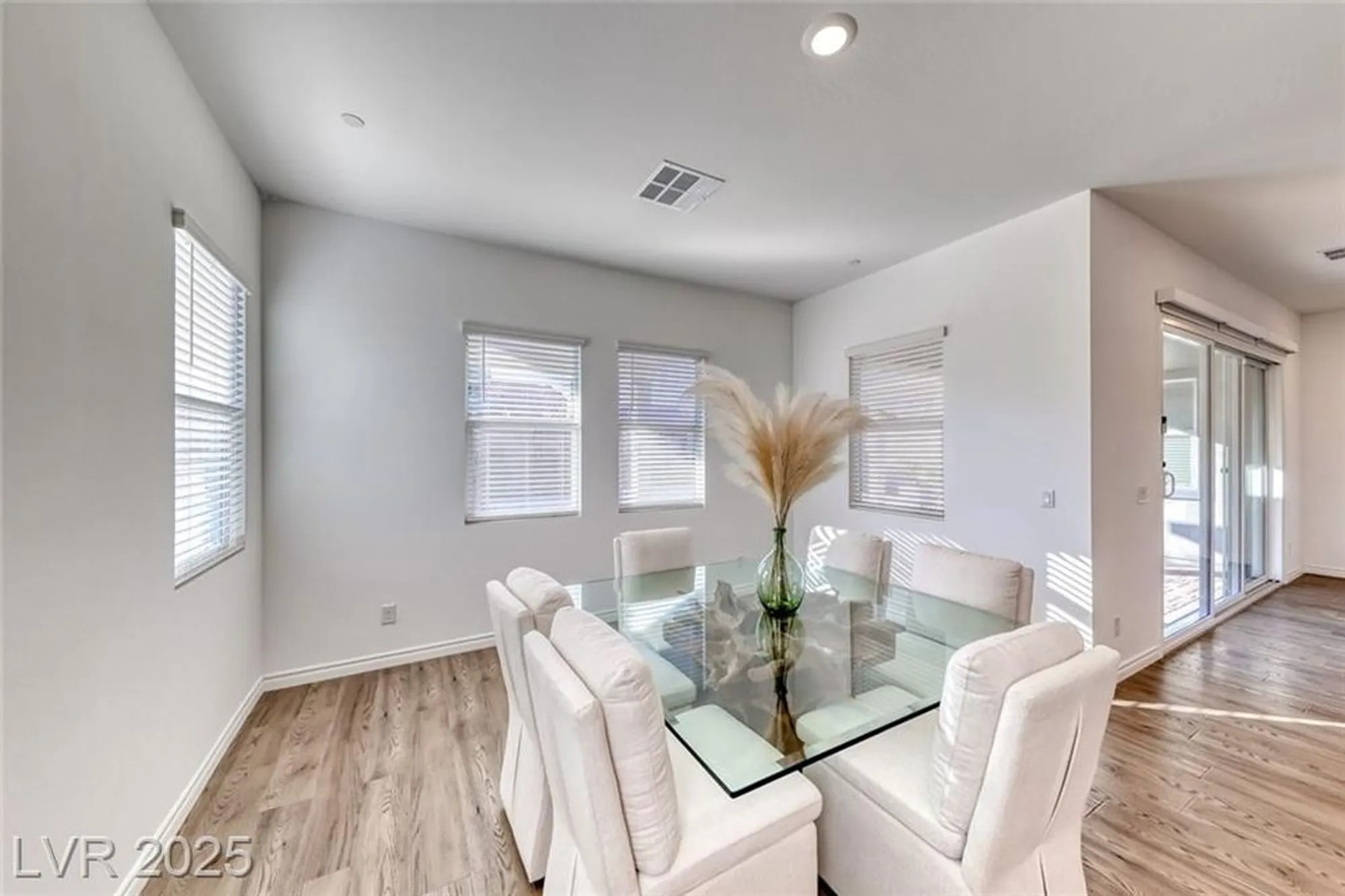 Property Slideshow image 13 of 65 | 141 juliette pointe ln, Henderson, NV, 89011