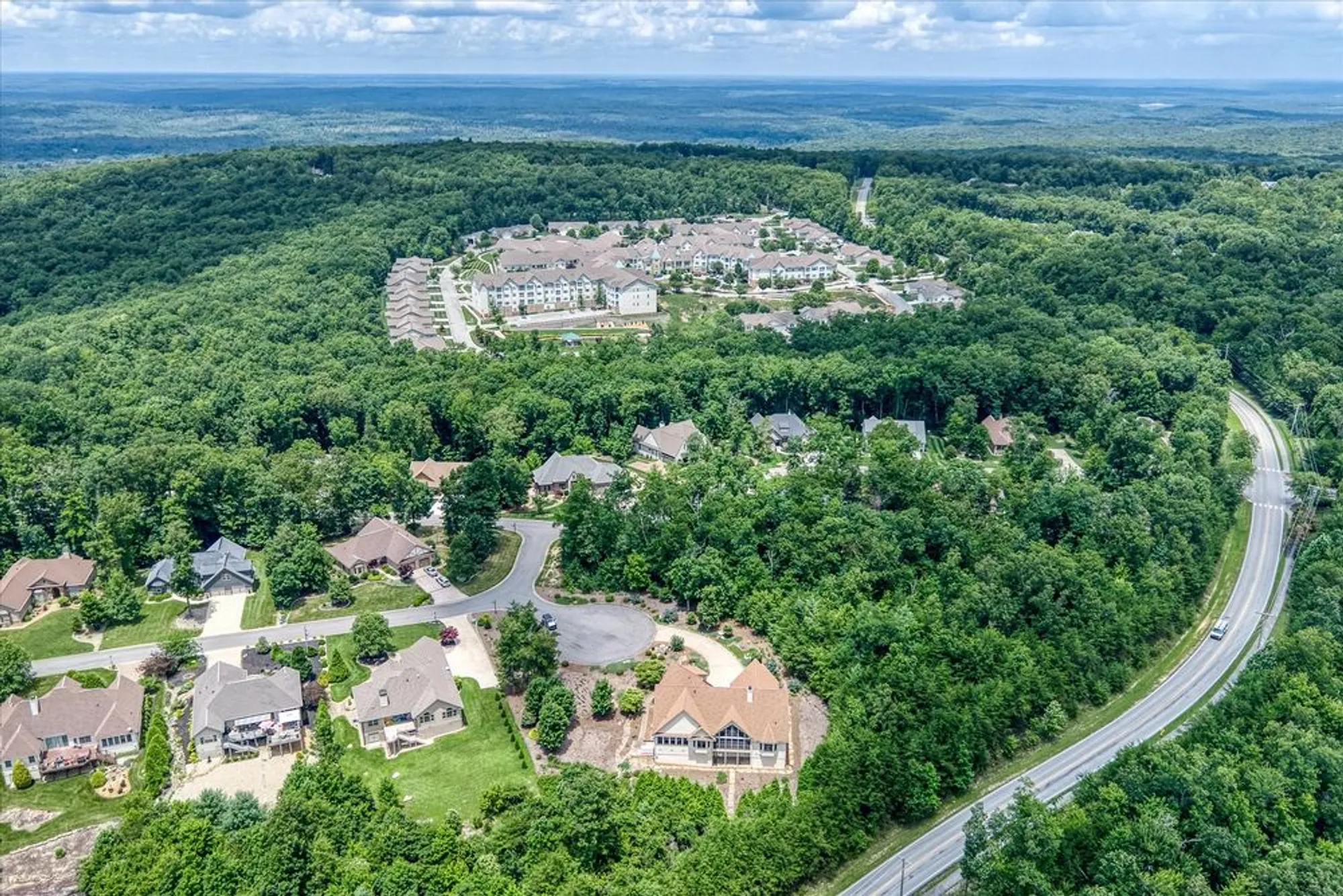 Property Slideshow image 16 of 81 | 61 bluff view ct, Crossville, TN, 38558