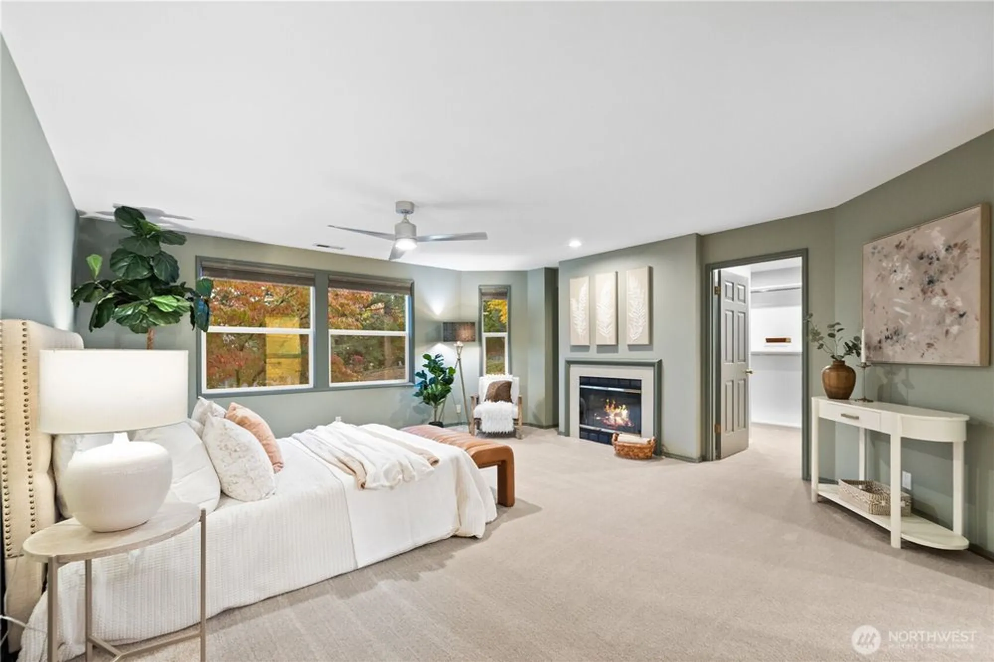 Property Slideshow image 12 of 27 | 22551 se 42nd ct # 2213, Issaquah, WA, 98029