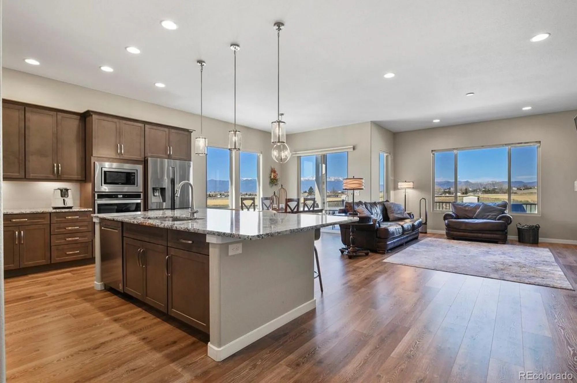 Property Slideshow image 13 of 50 | 6272 lochside vw, Colorado Springs, CO, 80927