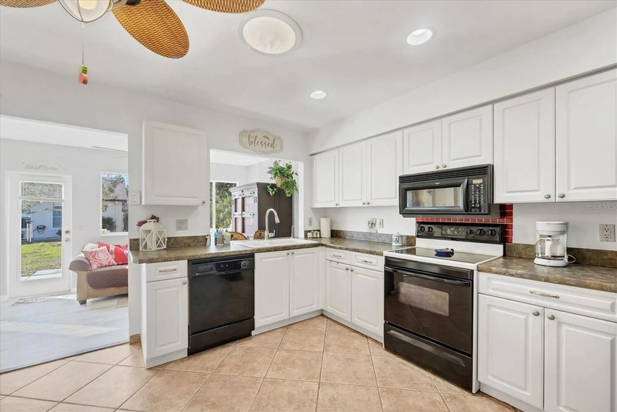 Property Slideshow image 19 of 64 | 603 chestnut ln # 90, Englewood, FL, 34223