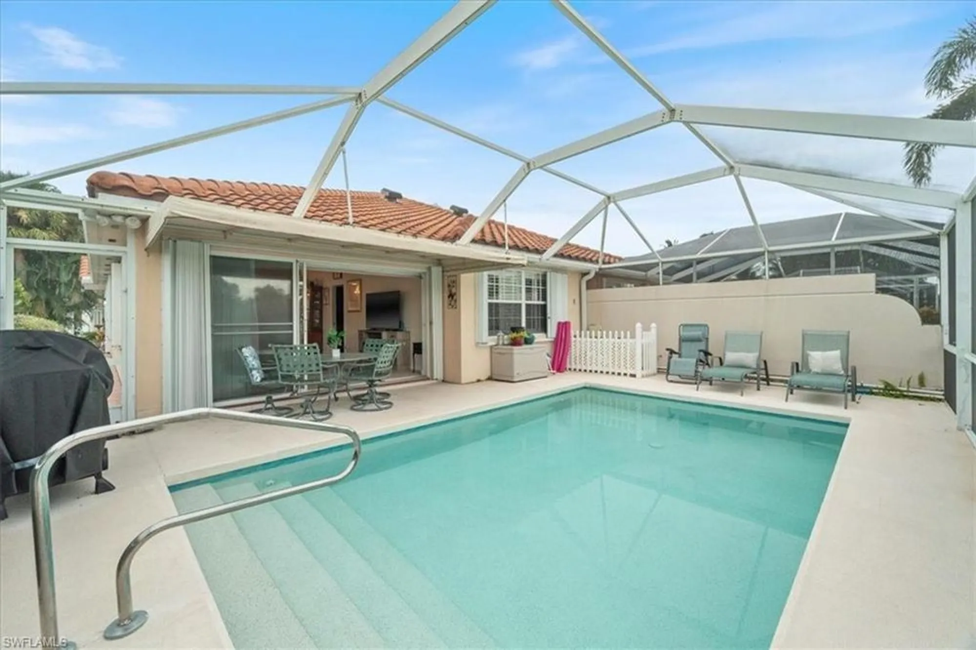 Property Slideshow image 20 of 27 | 5756 drummond way, Naples, FL, 34119