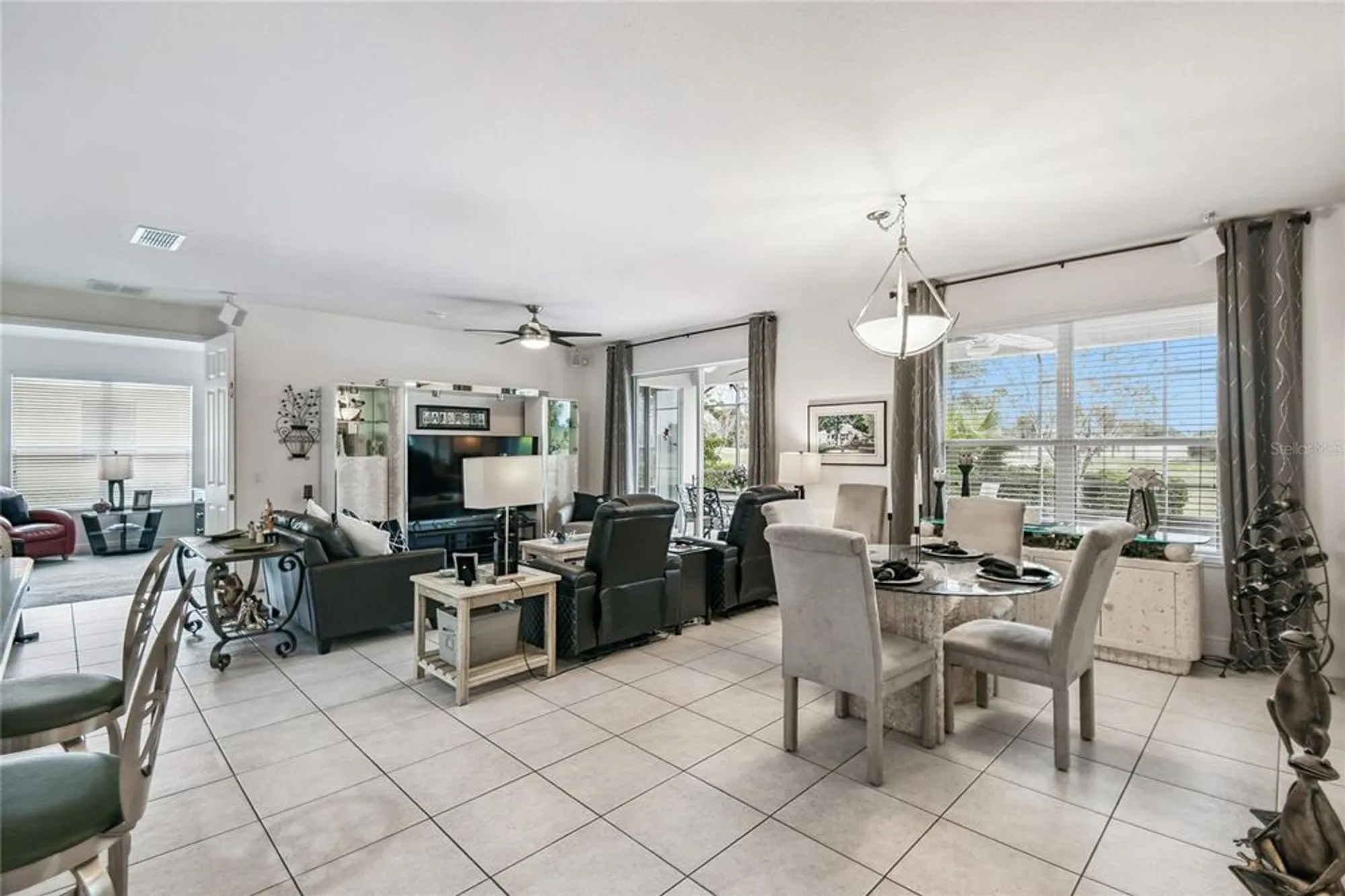 Property Slideshow image 11 of 65 | 684 volterra blvd, Poinciana, FL, 34759