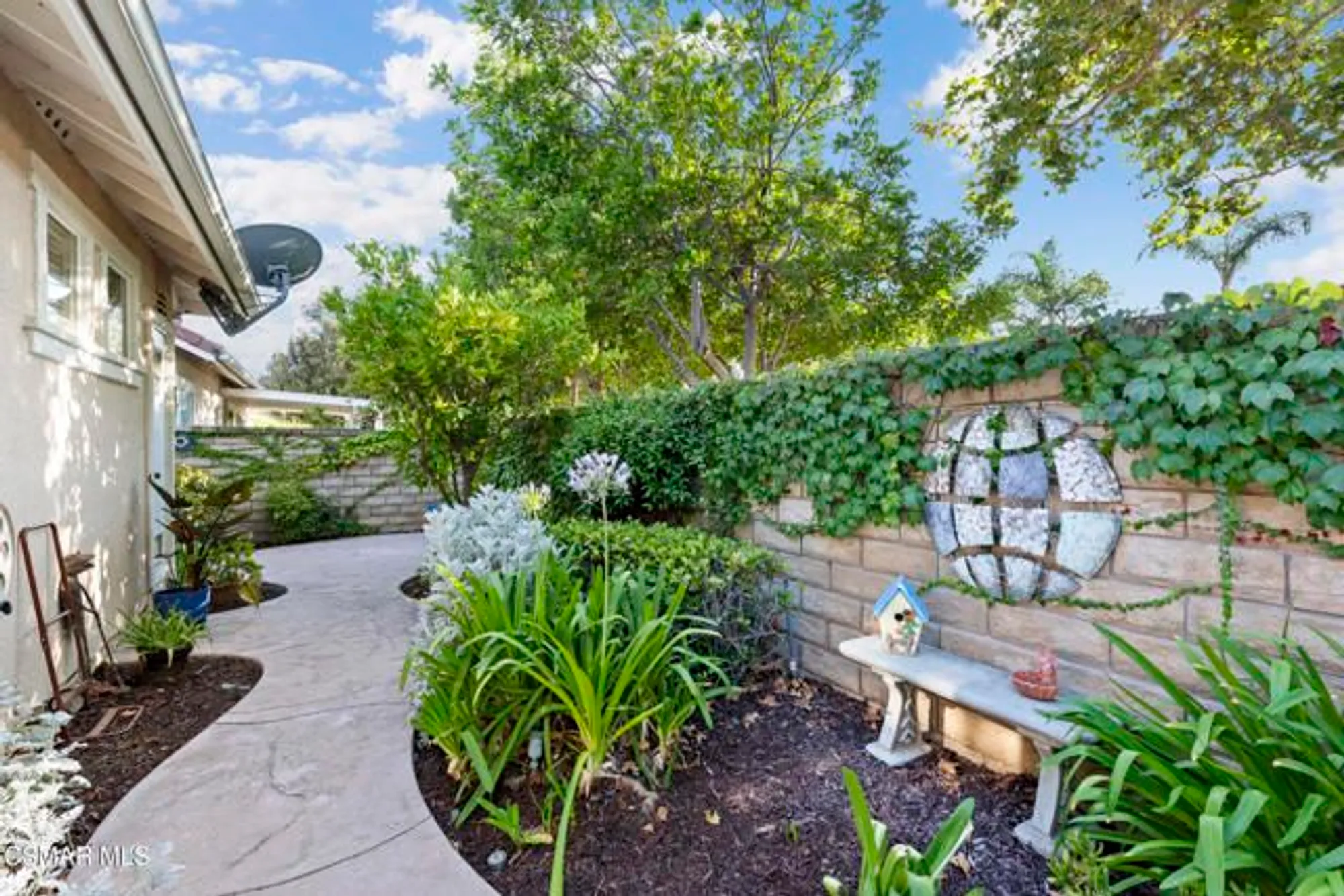 Property Slideshow image 27 of 38 | 2059 tulip ave, Simi Valley, CA, 93063