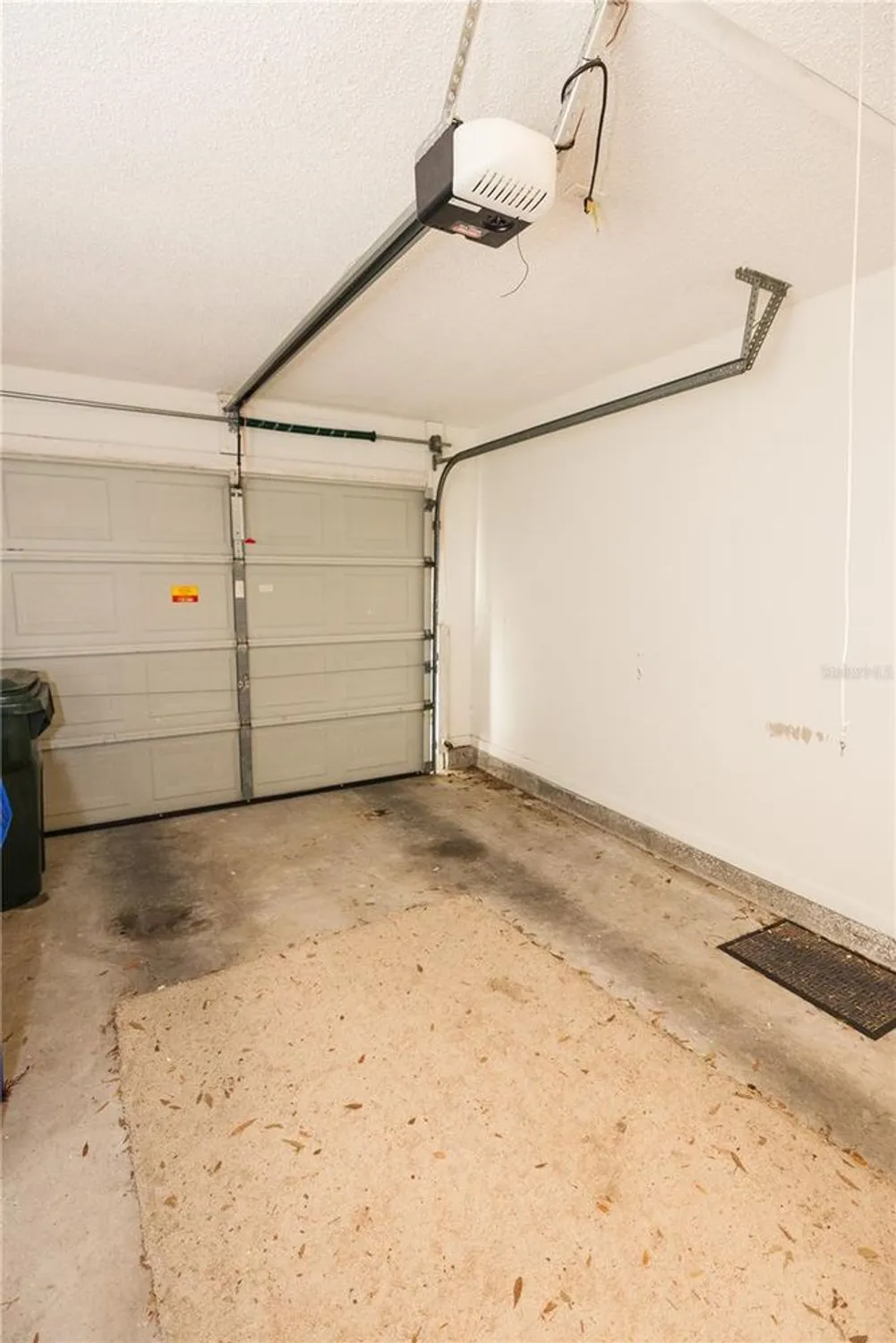 Property Slideshow image 29 of 41 | 3130 prairie dunes cir, Lakeland, FL, 33810