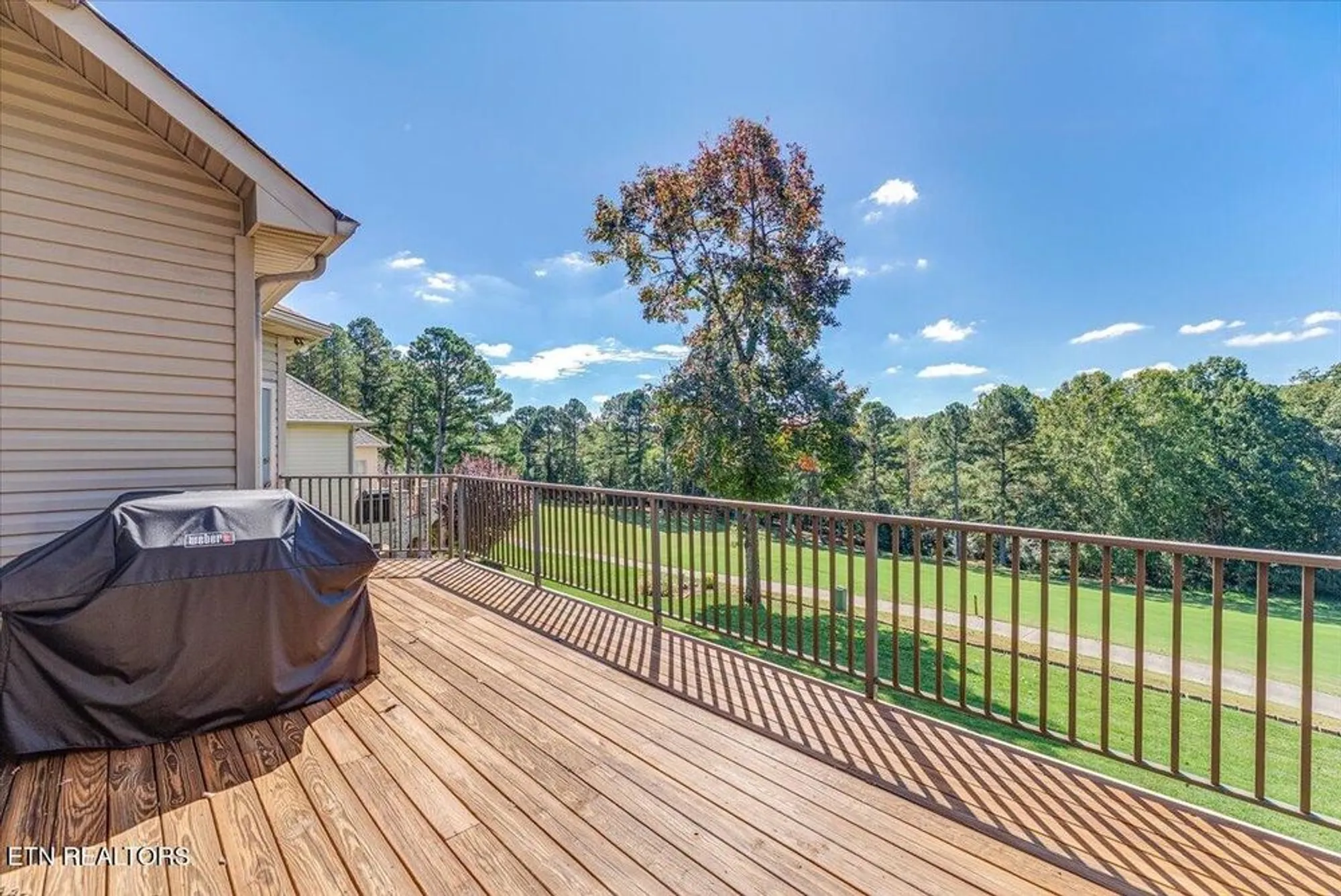 Property Slideshow image 9 of 55 | 108 wewoka way, Loudon, TN, 37774