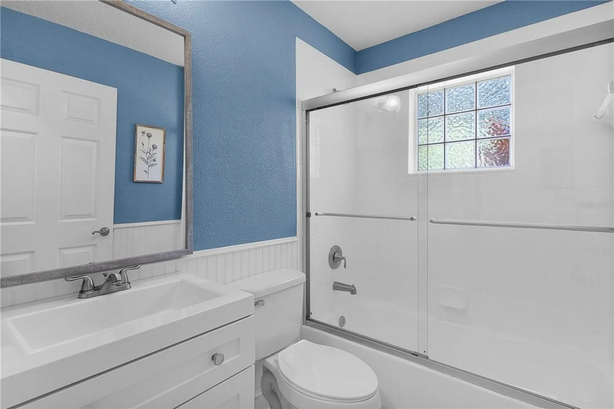 Property Slideshow image 43 of 86 | 5252 grove mnr, Lady Lake, FL, 32159