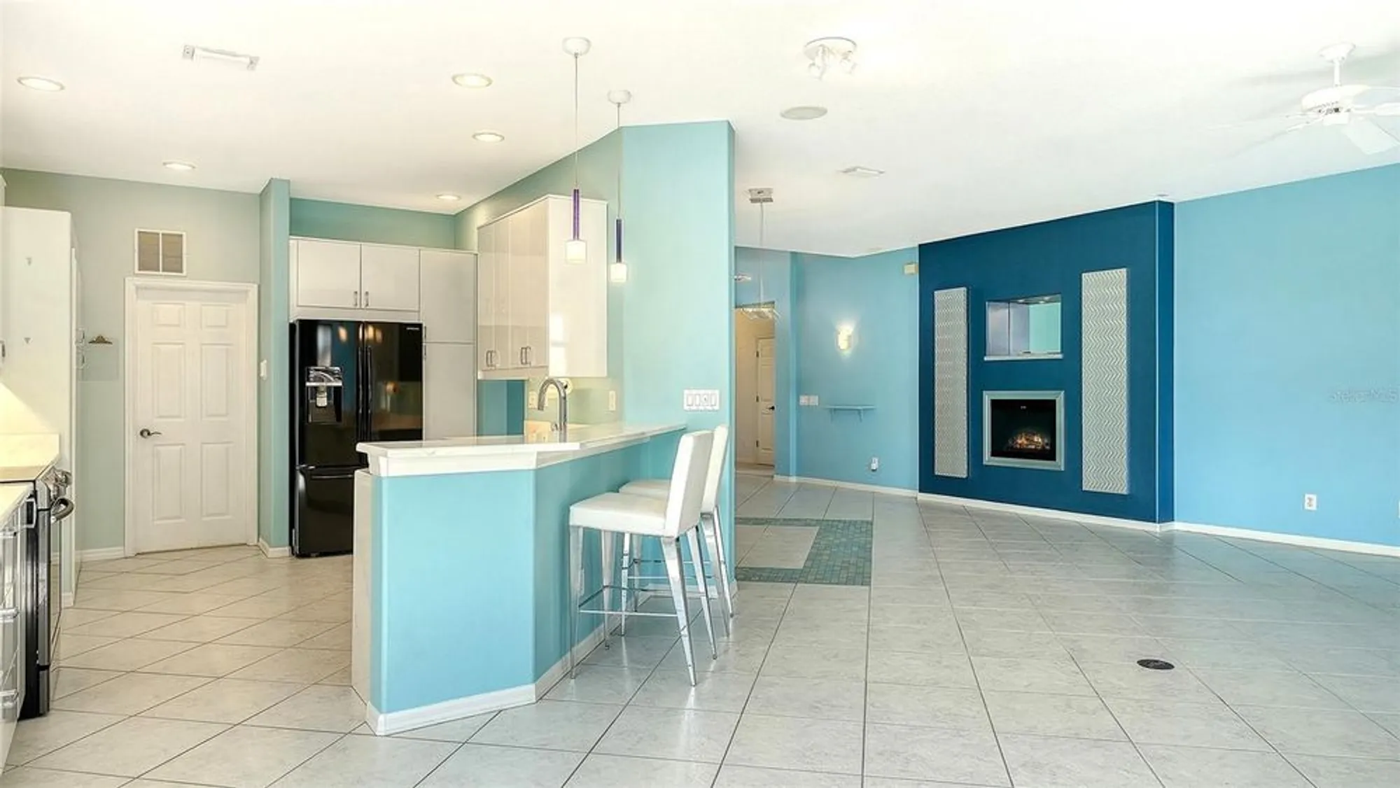 Property Slideshow image 16 of 74 | 4160 mackay falls ter, Sarasota, FL, 34243