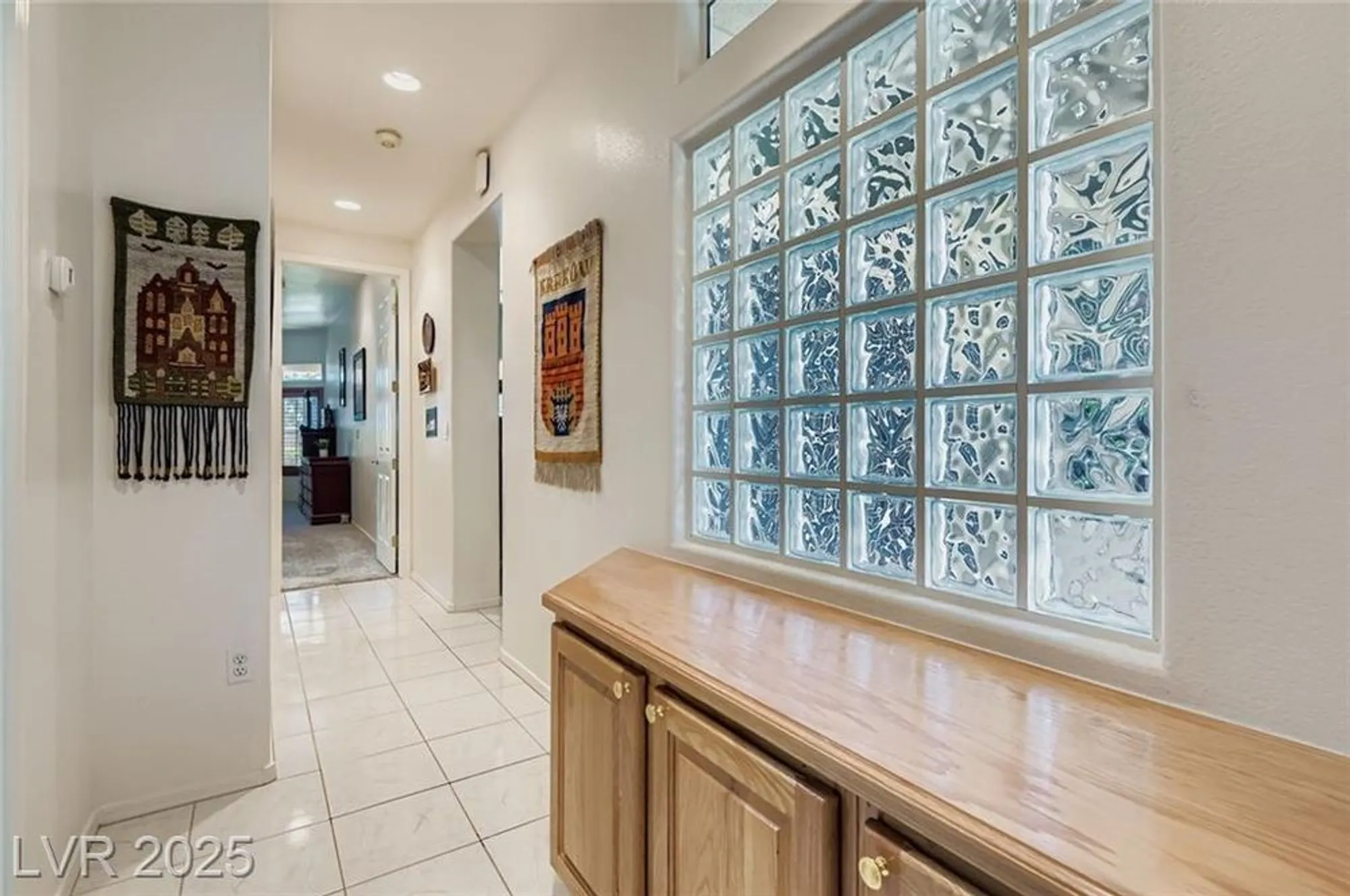 Property Slideshow image 18 of 38 | 9905 hemet dr, Las Vegas, NV, 89134