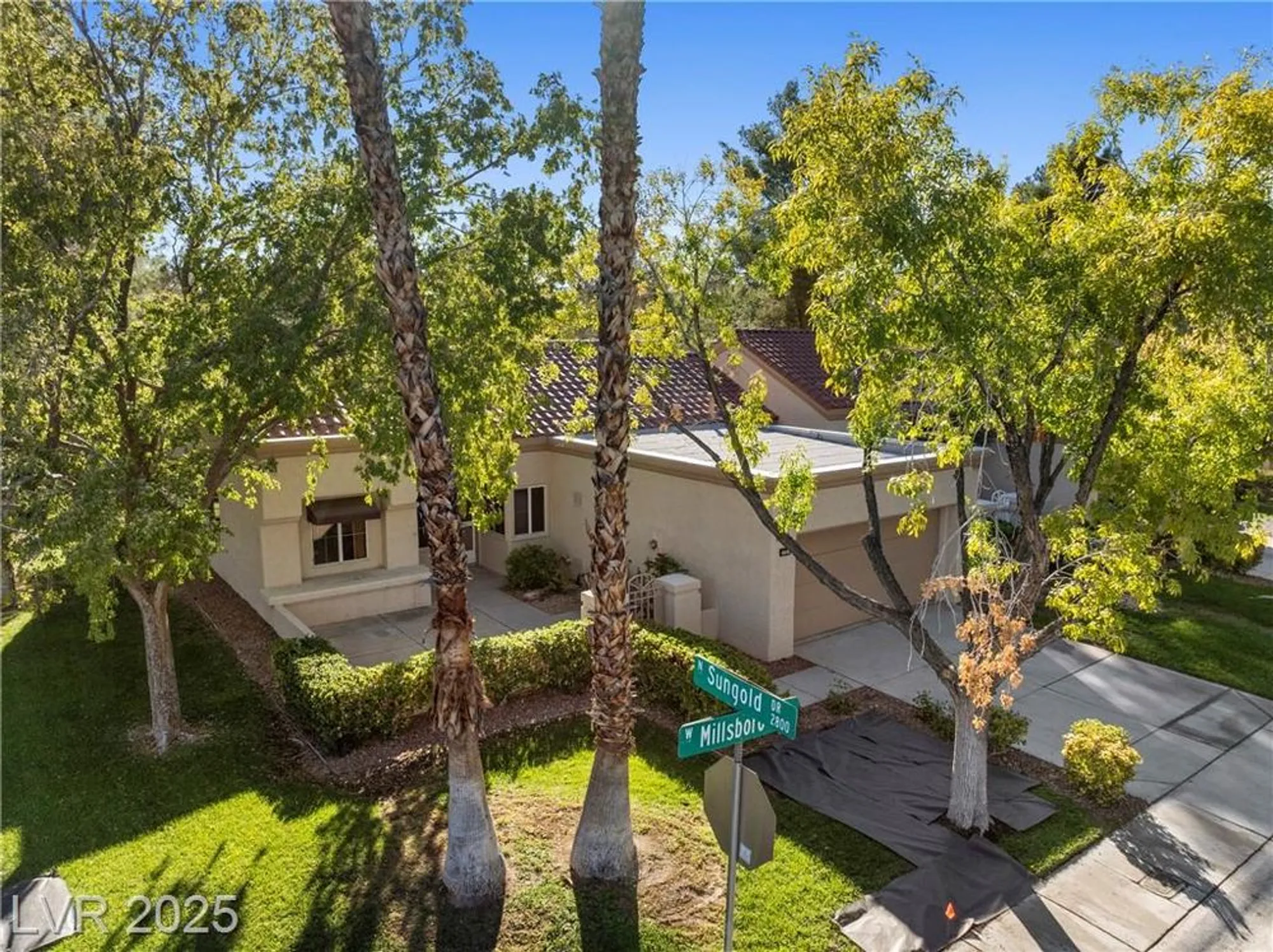 Property Slideshow image 41 of 44 | 8701 millsboro dr, Las Vegas, NV, 89134