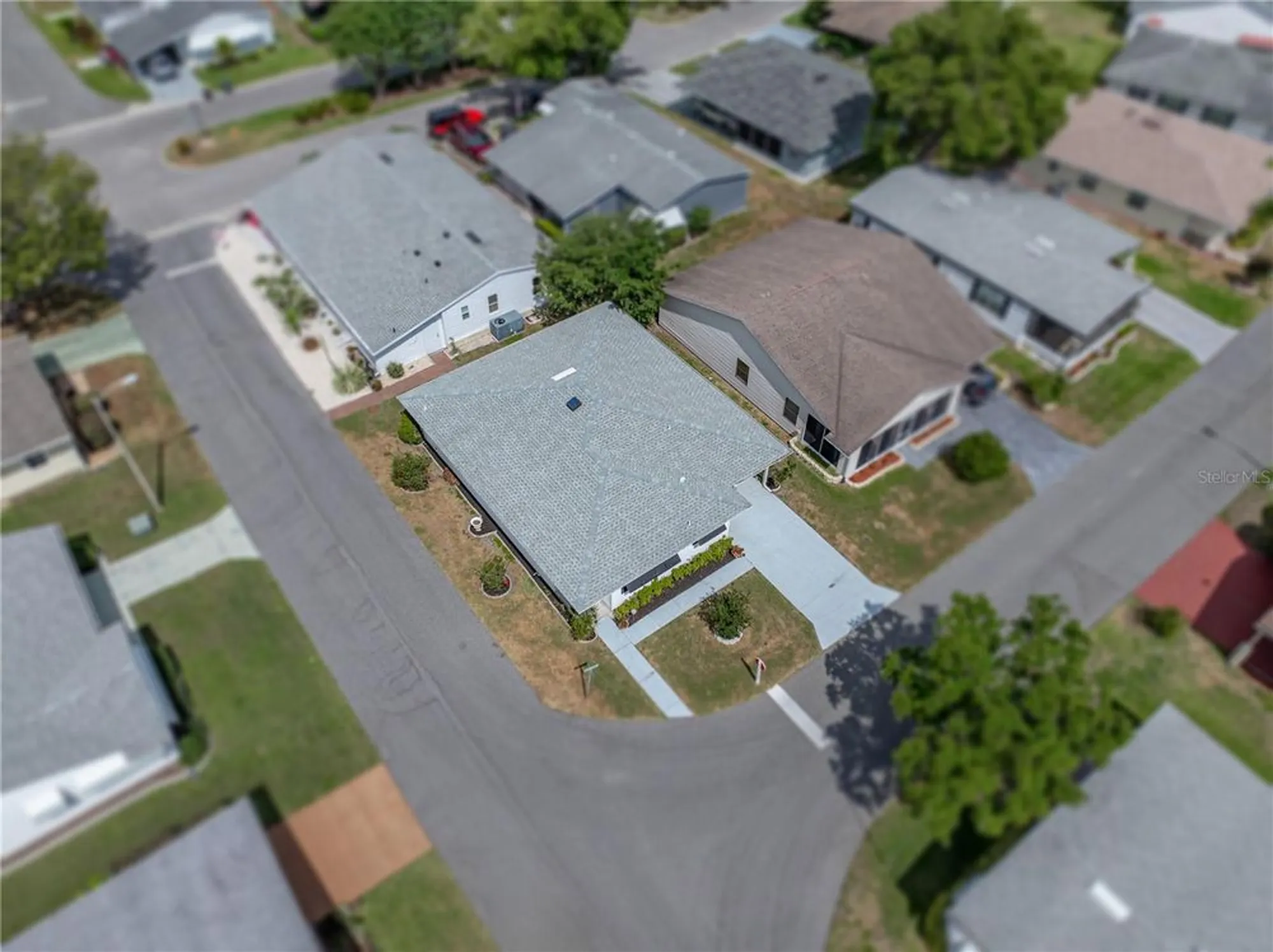 Property Slideshow image 40 of 55 | 4965 goldenview ln, Lakeland, FL, 33811