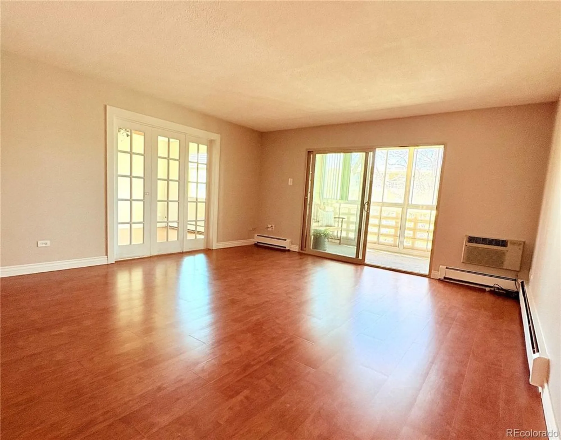Property Slideshow image 4 of 23 | 9625 e center ave apt 4c, Denver, CO, 80247