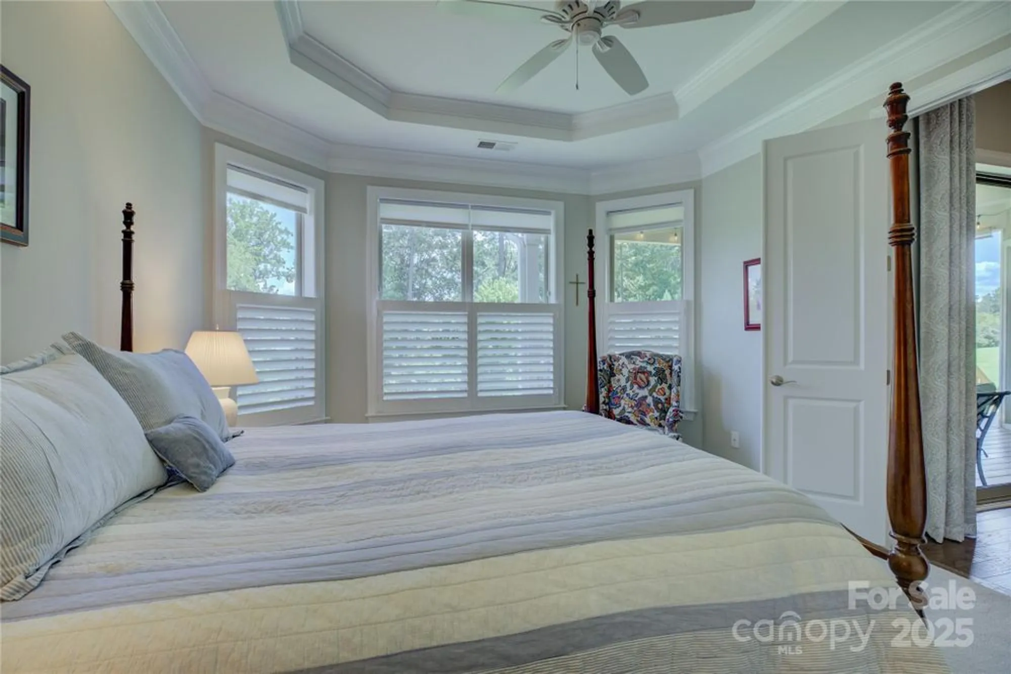 Property Slideshow image 24 of 48 | 16010 vale ridge dr, Charlotte, NC, 28278