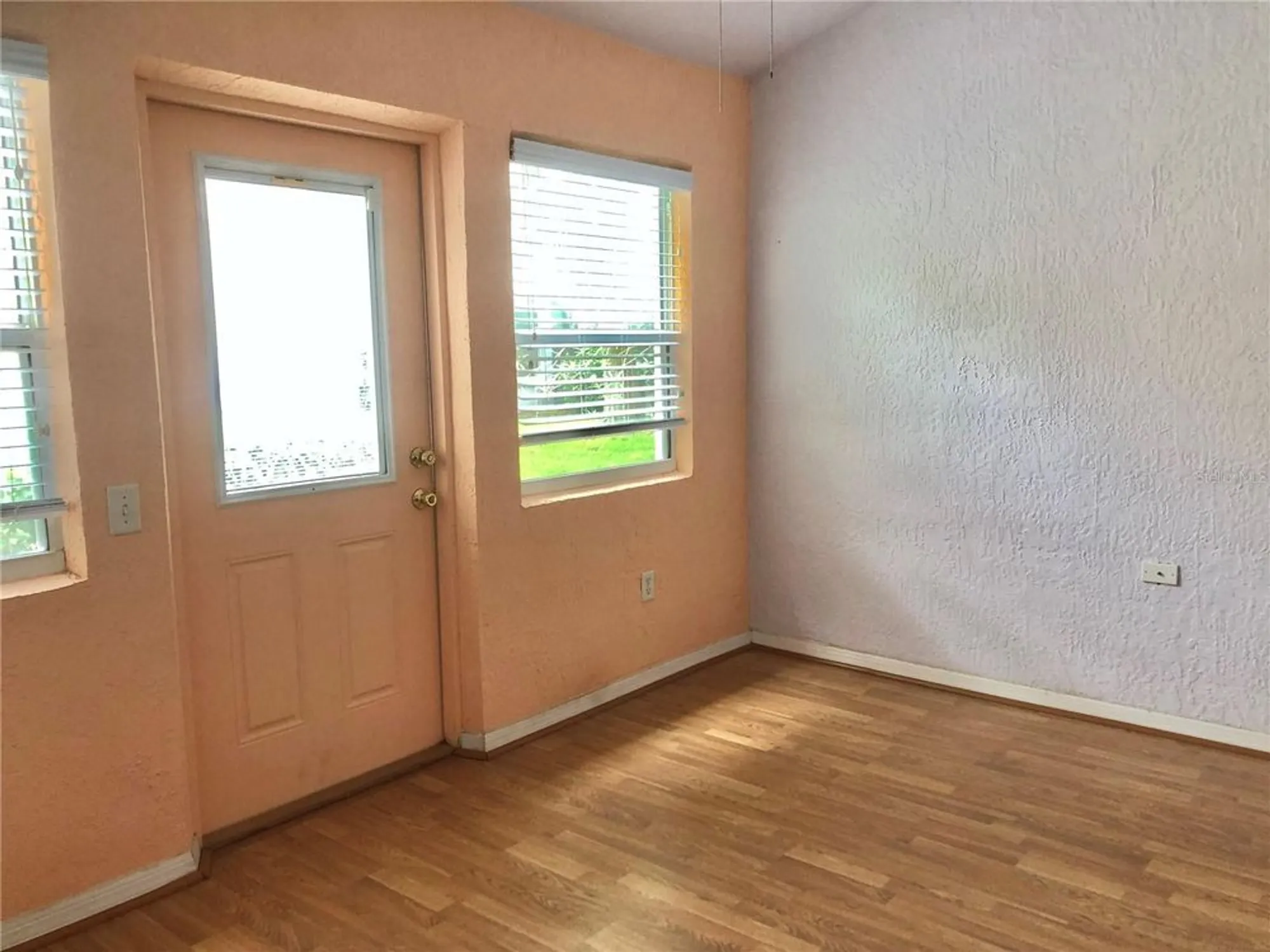 Property Slideshow image 18 of 43 | 144 costa mesa dr, Lady Lake, FL, 32159