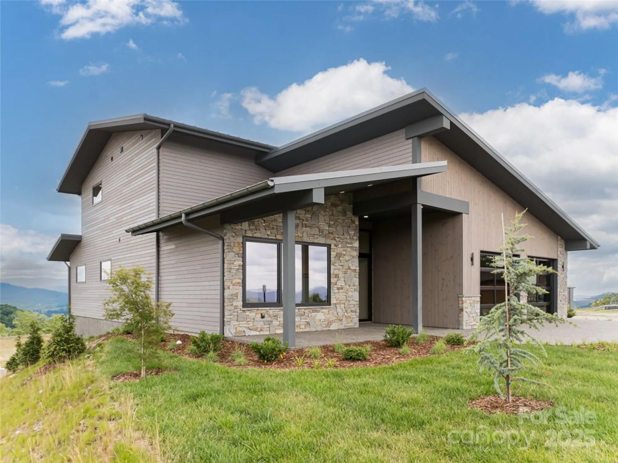 Property Slideshow image 46 of 47 | 24 s watchman dr, Hendersonville, NC, 28791