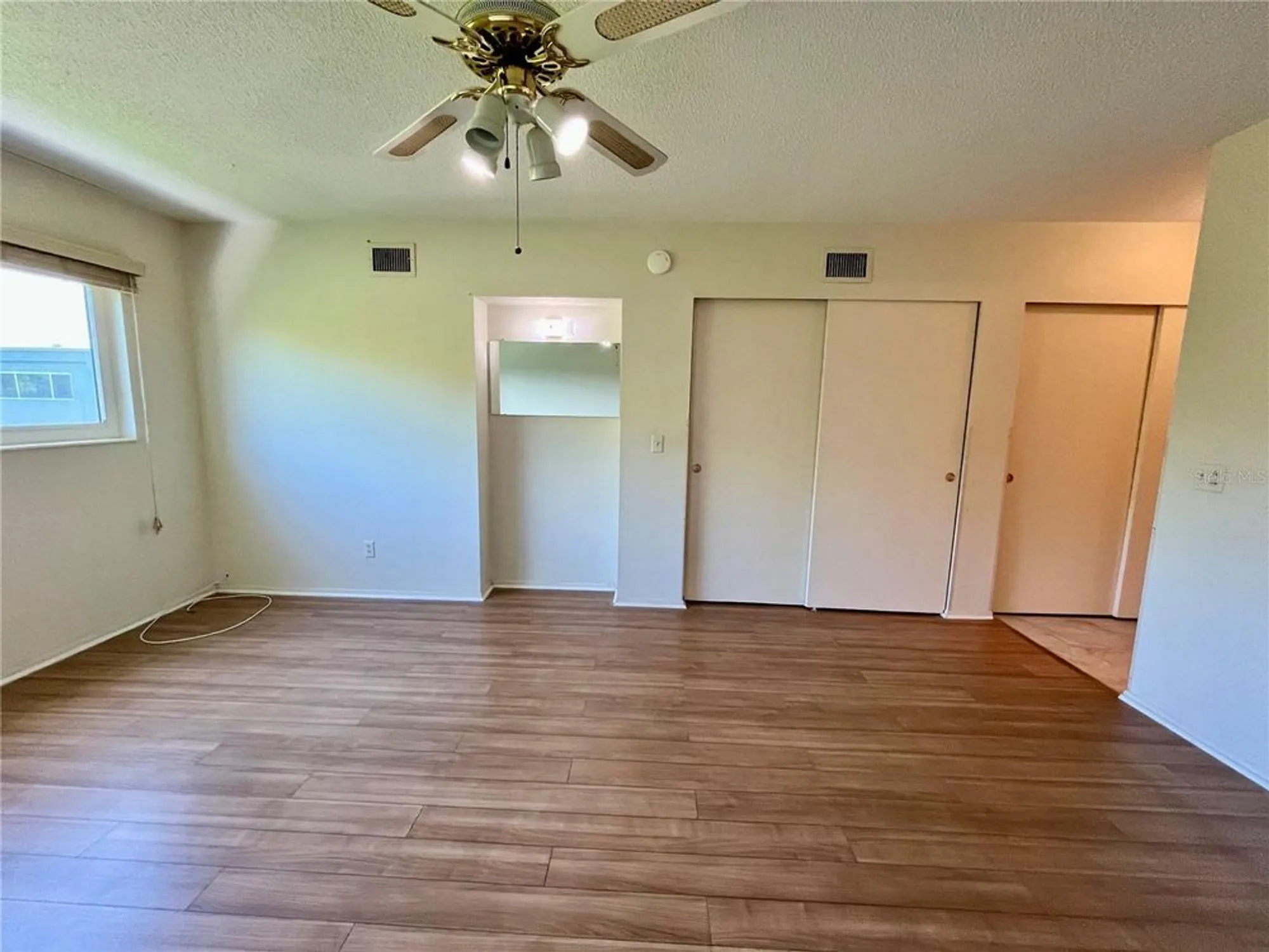 Property Slideshow image 20 of 50 | 2341 haitian dr 49, Clearwater, FL, 33763