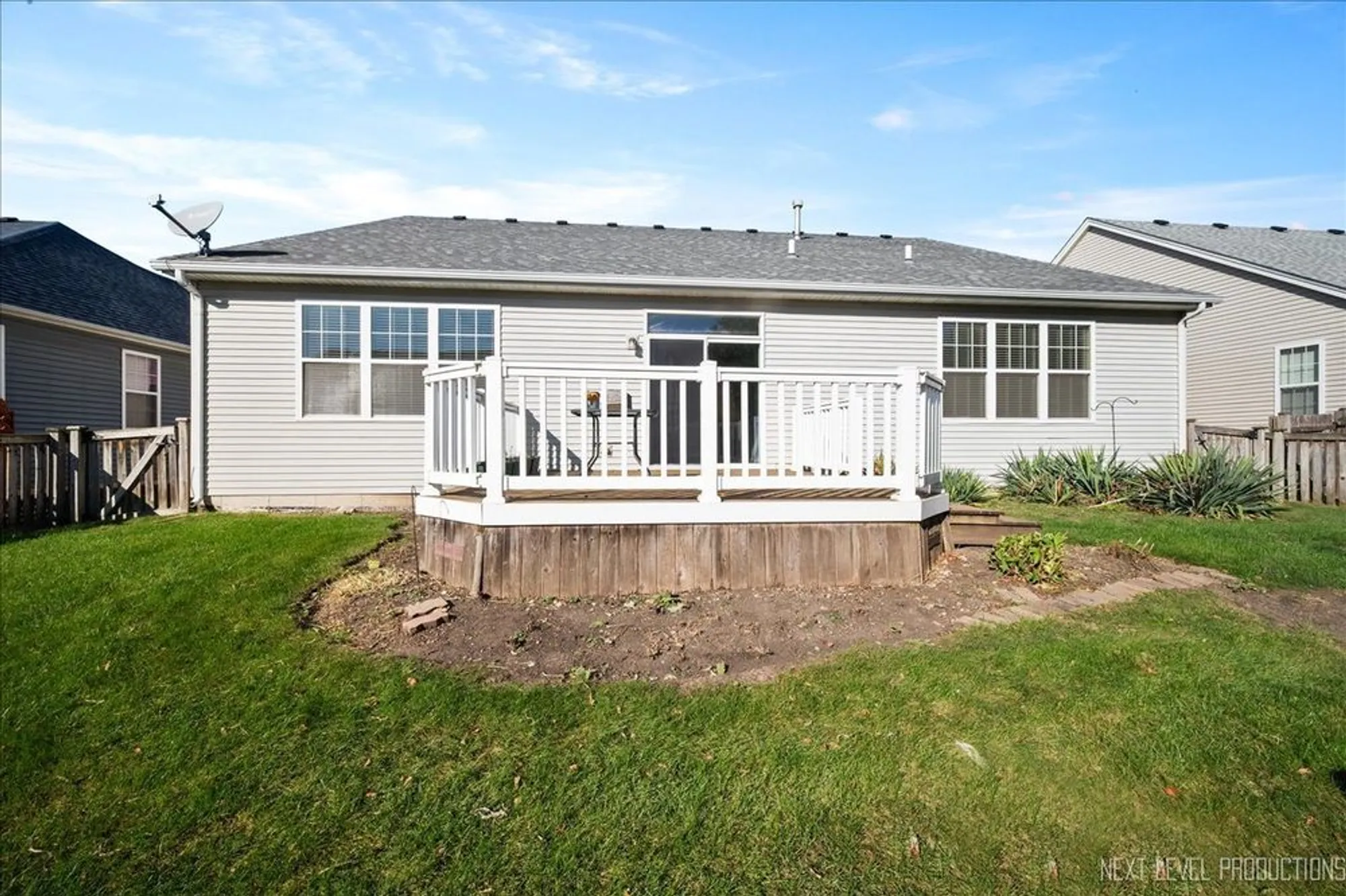 Property Slideshow image 28 of 29 | 712 bohannon cir, Oswego, IL, 60543