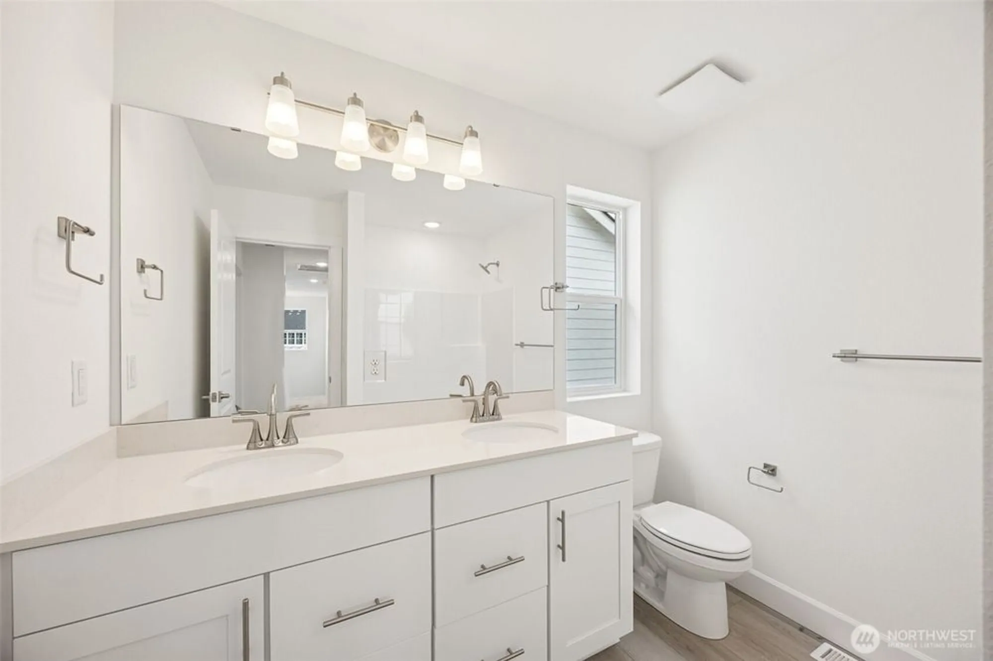 Property Slideshow image 21 of 22 | 11 mccartney peak # 78, Port Ludlow, WA, 98365