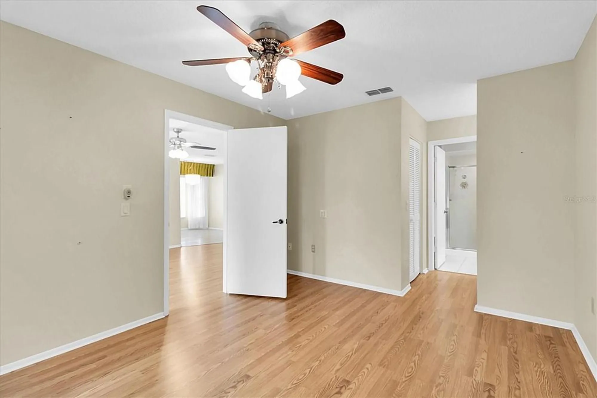 Property Slideshow image 16 of 63 | 4837 boonesboro ct, New Port Richey, FL, 34655