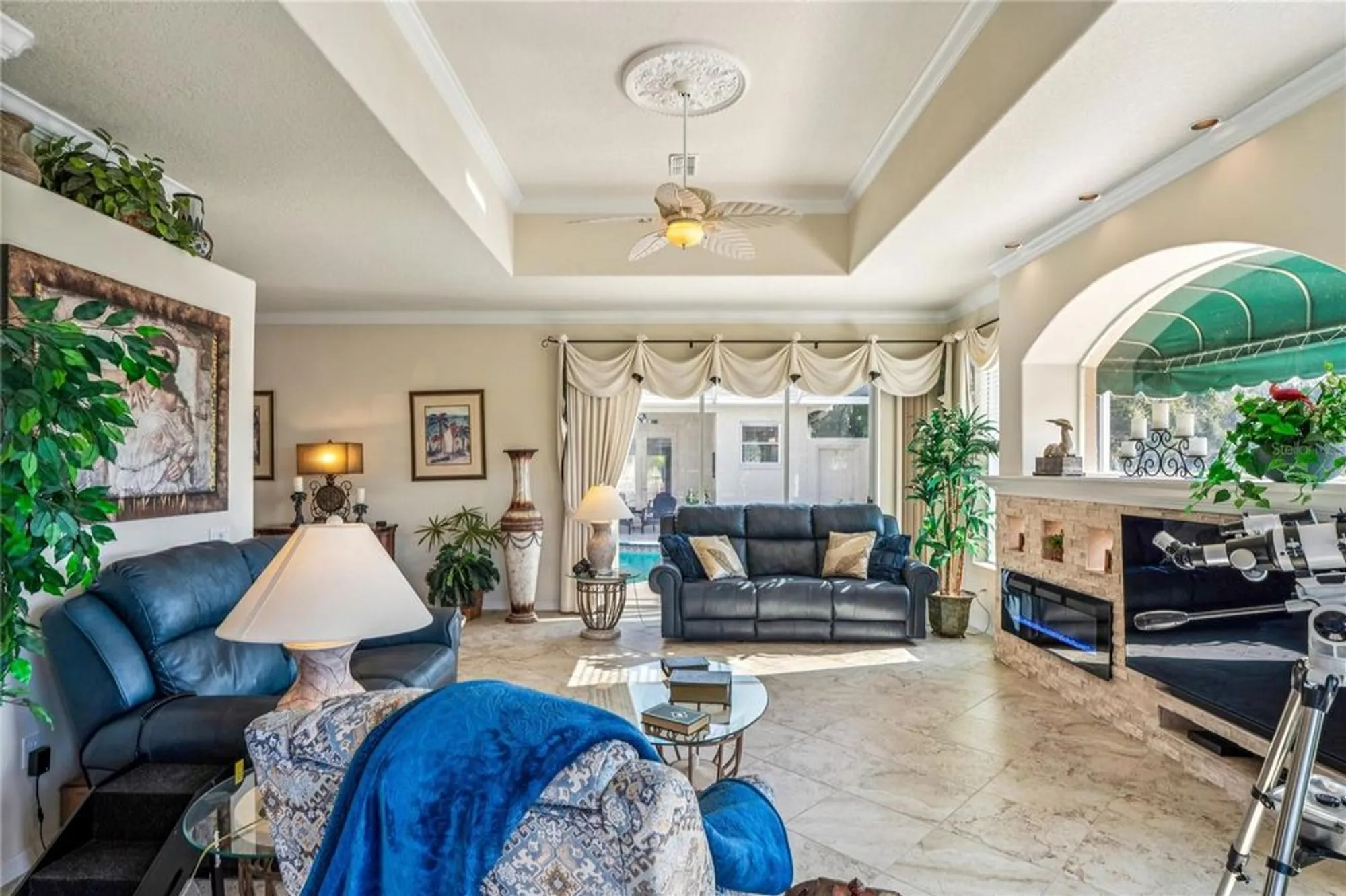 Property Slideshow image 11 of 100 | 9298 grand cypress dr, Weeki Wachee, FL, 34613