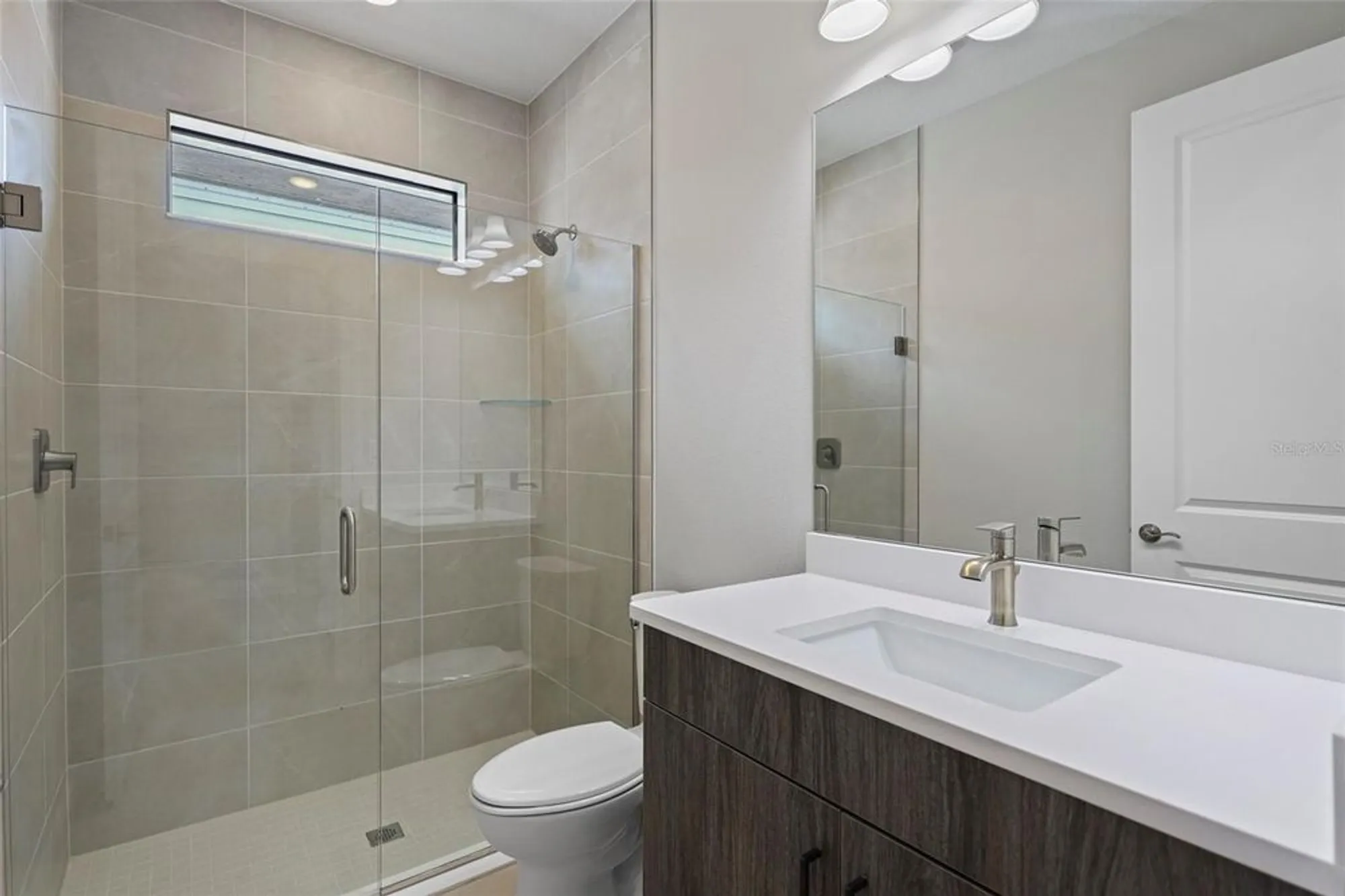 Property Slideshow image 16 of 47 | 18340 rockport pl, Lakewood Ranch, FL, 34211