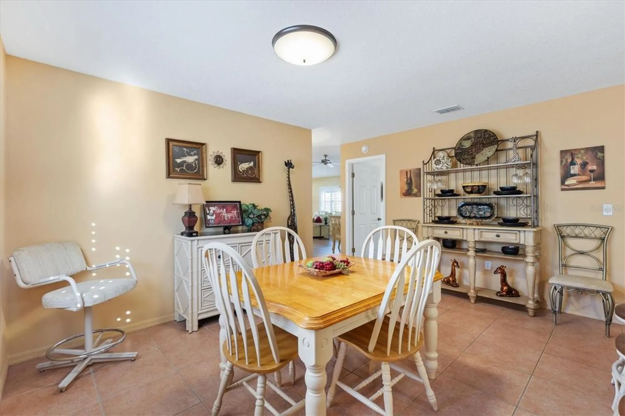 Property Slideshow image 15 of 35 | 10035 se 175th st, Summerfield, FL, 34491