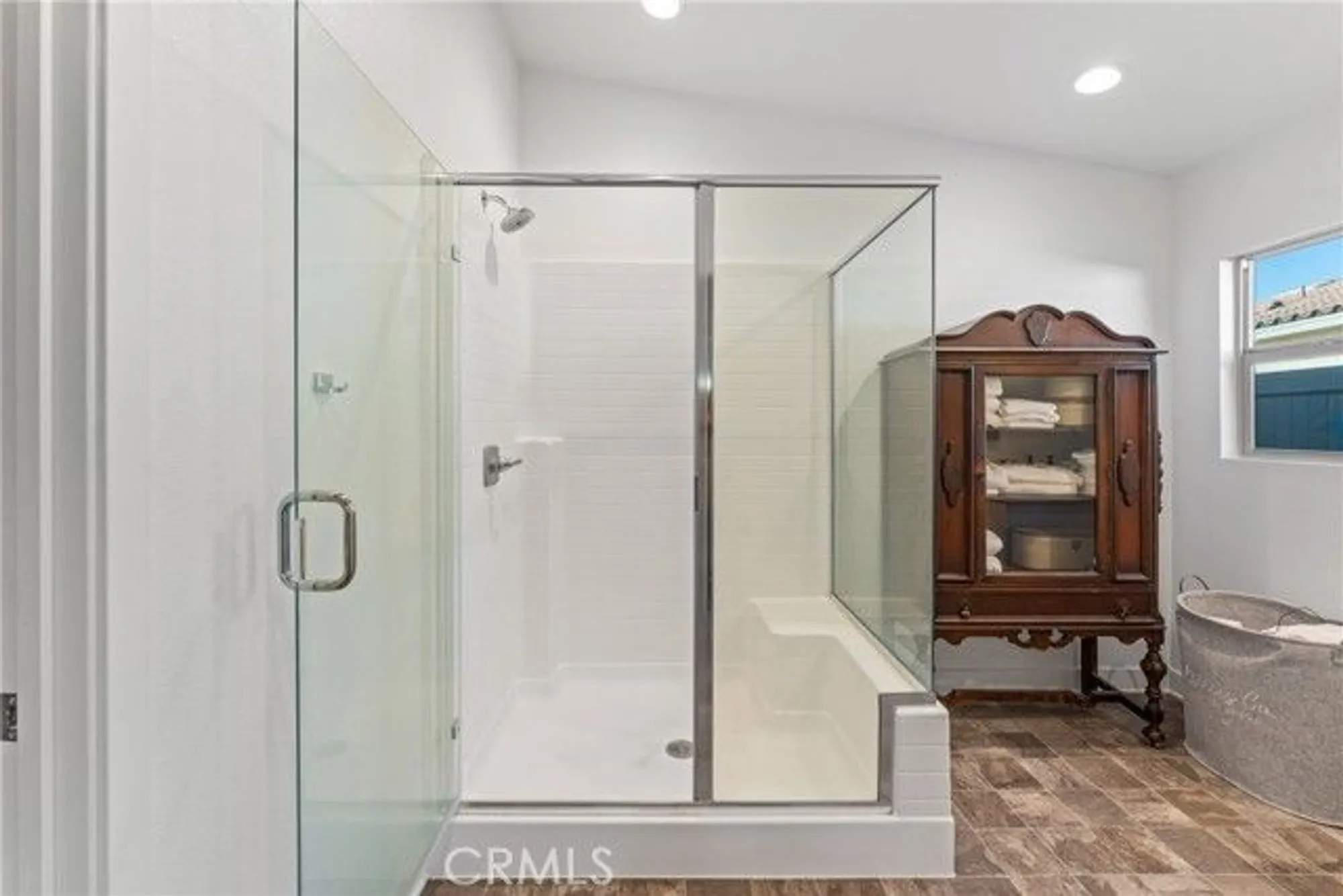 Property Slideshow image 22 of 45 | 1630 easton ln, Beaumont, CA, 92223