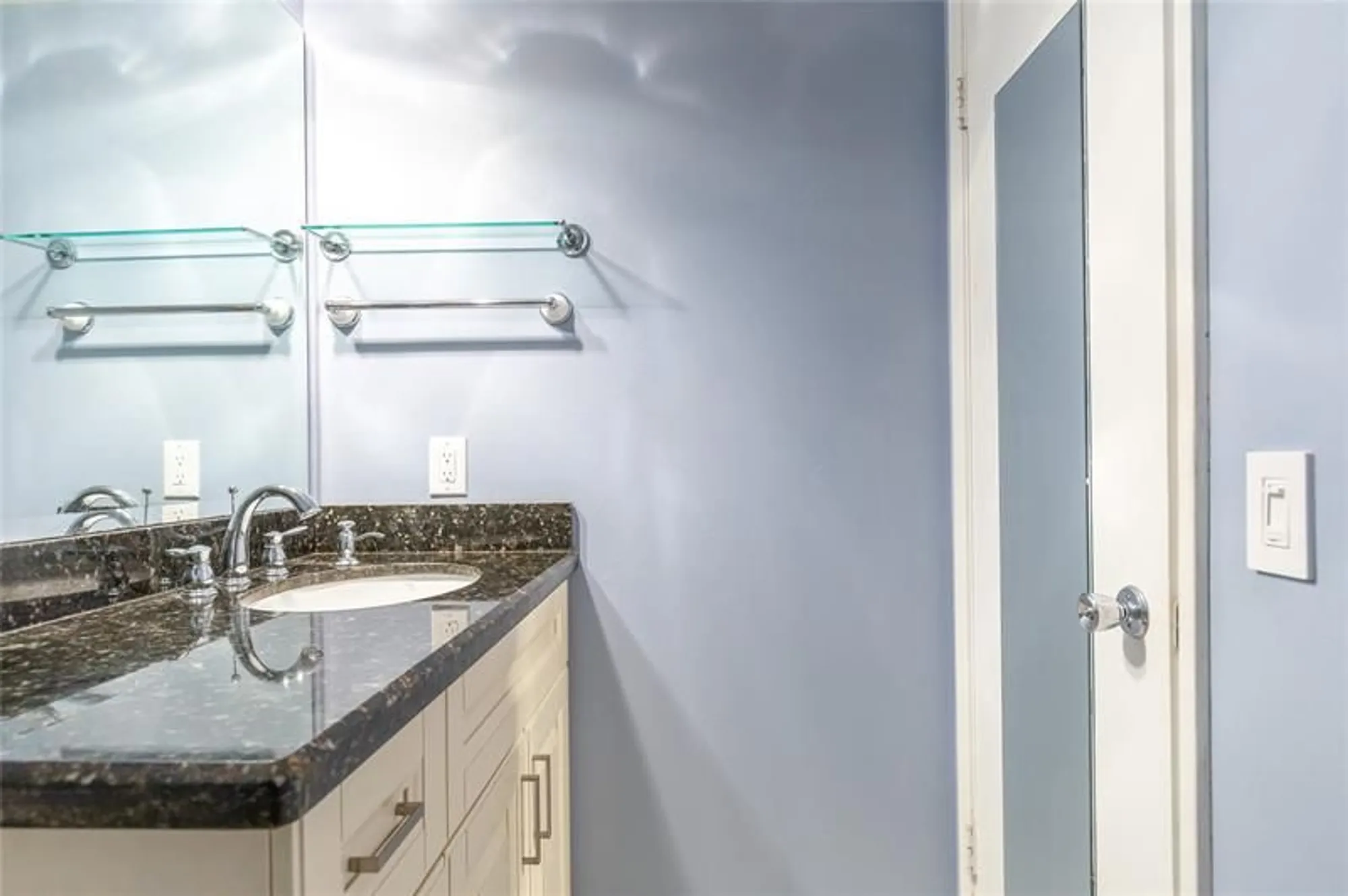 Property Slideshow image 30 of 54 | 2731 ne 14th street cswy 110, Pompano Beach, FL, 33062