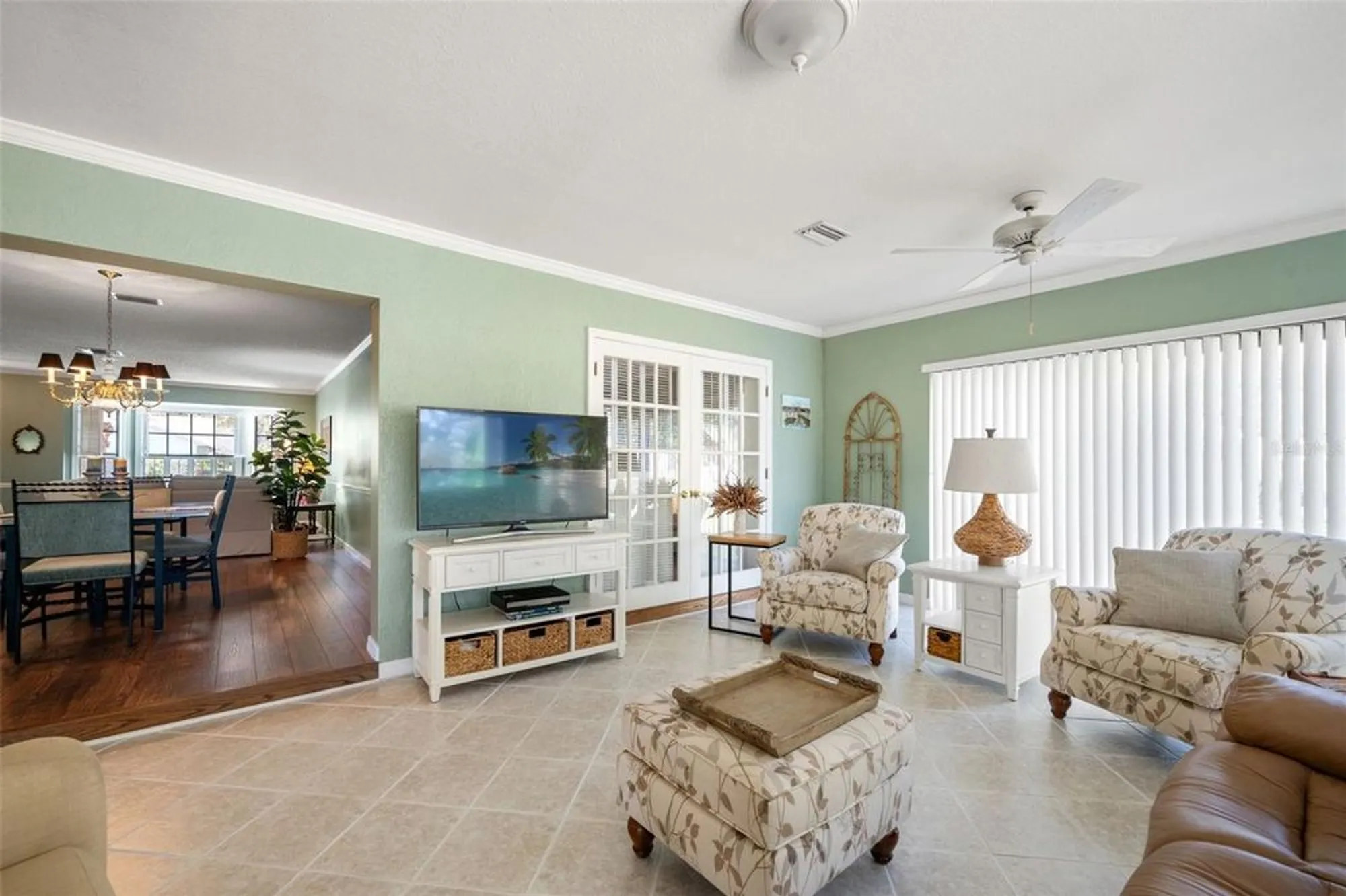Property Slideshow image 16 of 77 | 2647 royal ridge dr, Spring Hill, FL, 34606